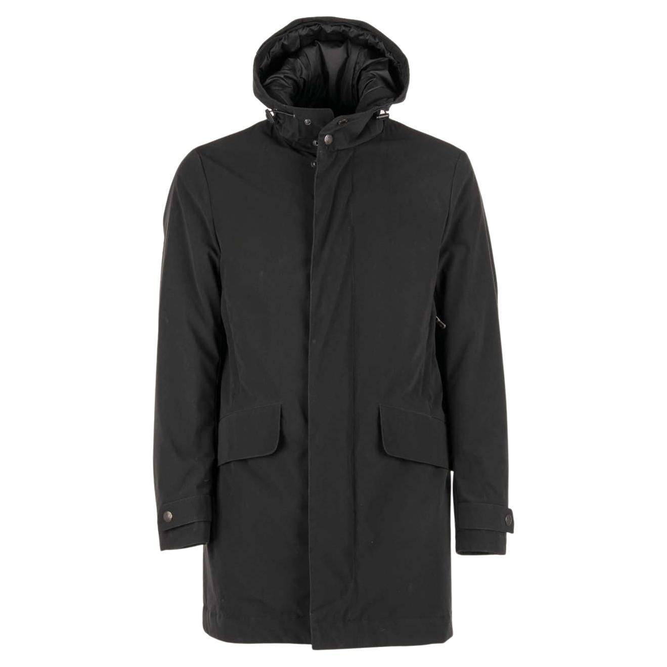 Dolce & Gabbana Classic Hooded Parka Jacket with Pockets and Logo Black 46 S For Sale