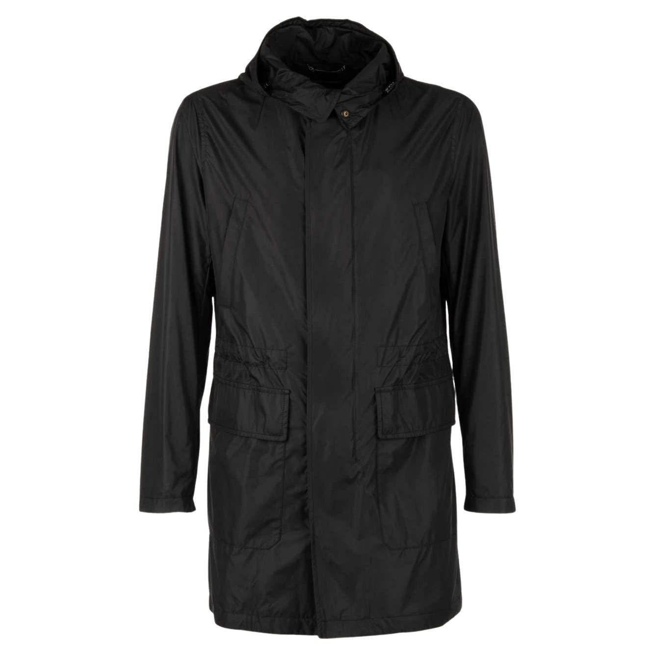 Dolce & Gabbana Classic Rain Parka Jacket with Pockets and Hoody Black 44 For Sale