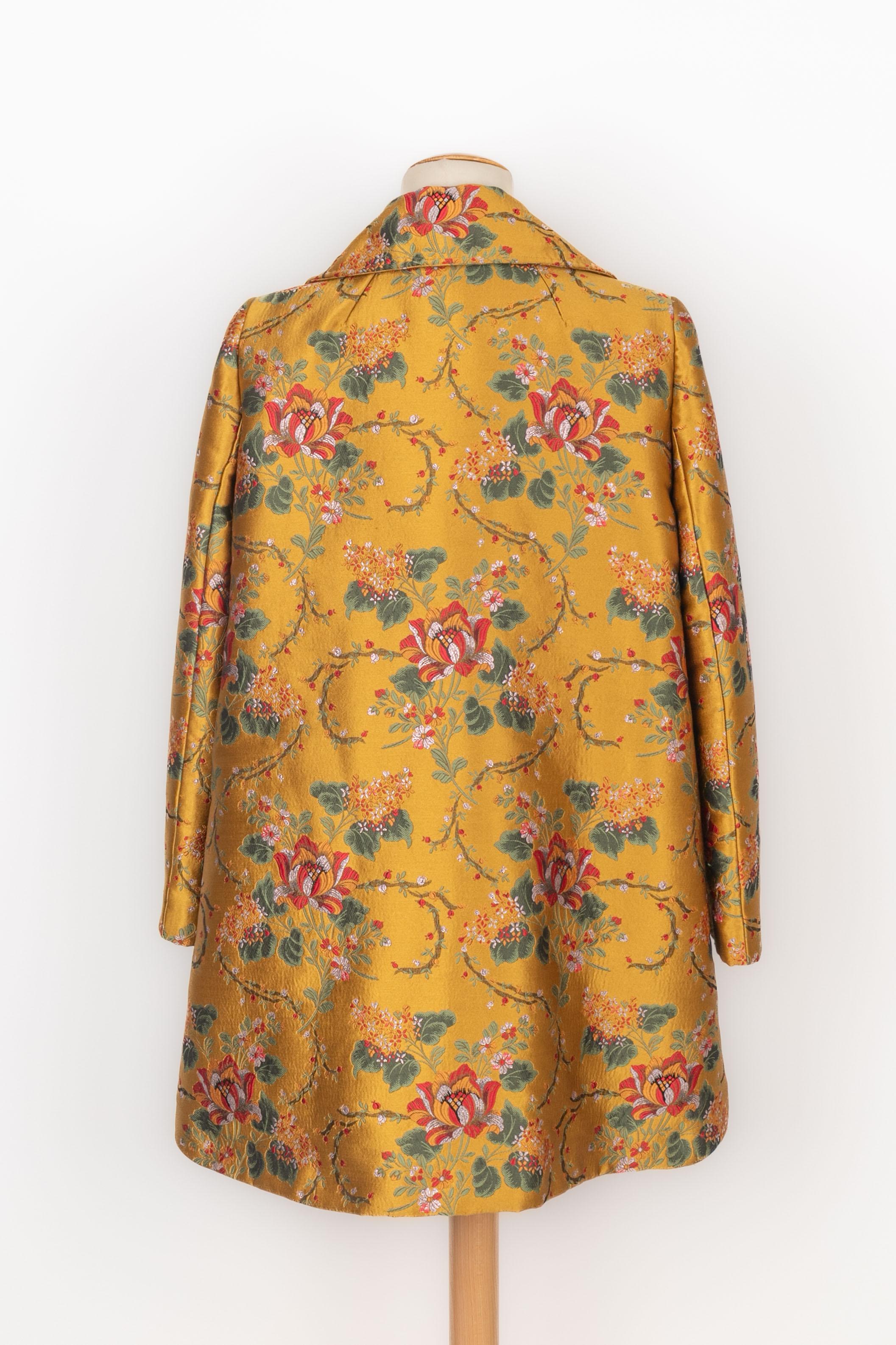 Dolce & Gabbana Coat 2019 In Excellent Condition For Sale In SAINT-OUEN-SUR-SEINE, FR