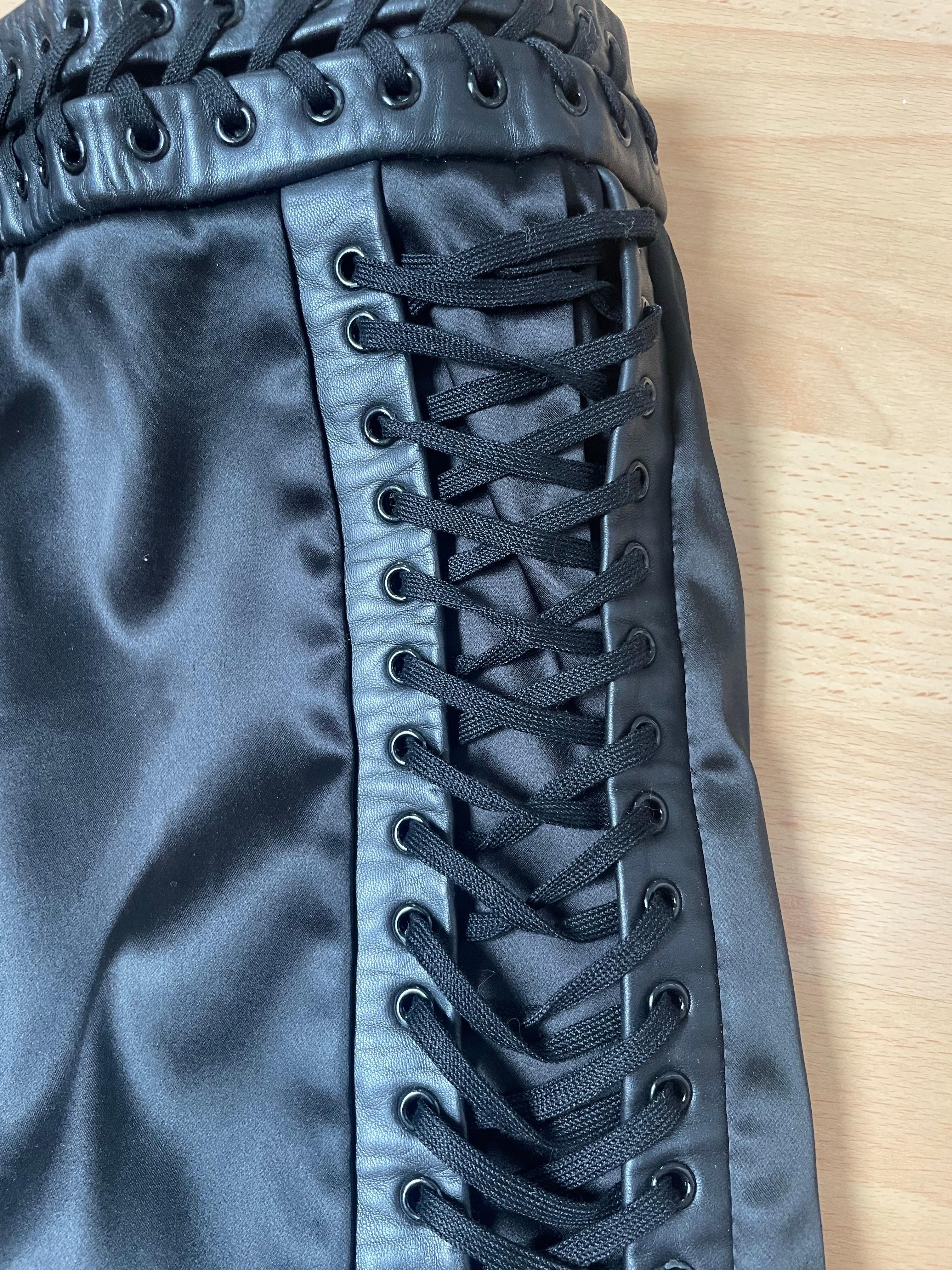 Dolce & Gabbana Gonna a corsetto sfilata 2002 in vendita 3