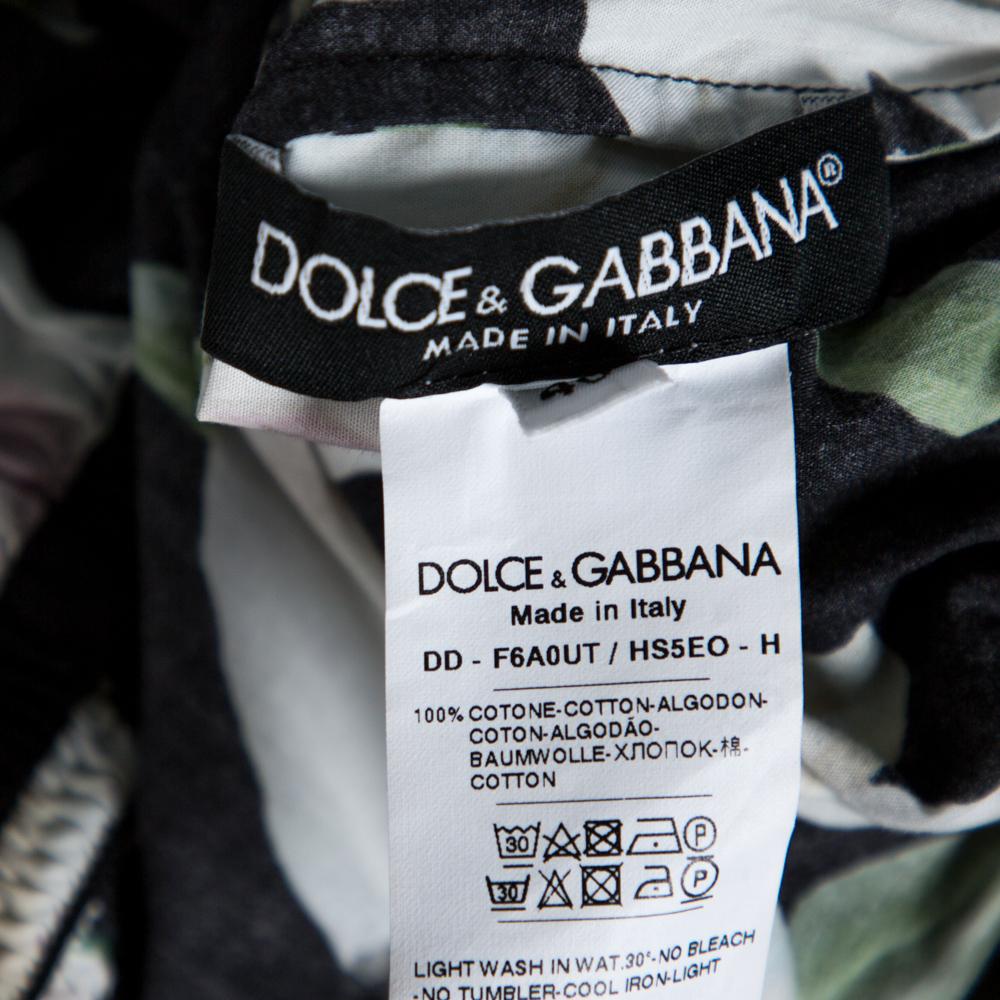 Dolce & Gabbana Baumwolle Lily Print Off-Shoulder Kleid S im Zustand „Gut“ in Dubai, Al Qouz 2