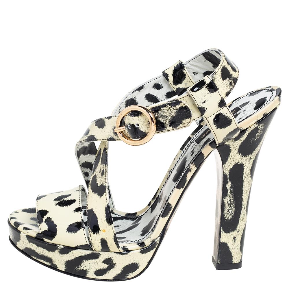 Dolce & Gabbana Cream/Black Leopard Print Ankle Strap Platform Sandals Size 40 In Excellent Condition For Sale In Dubai, Al Qouz 2