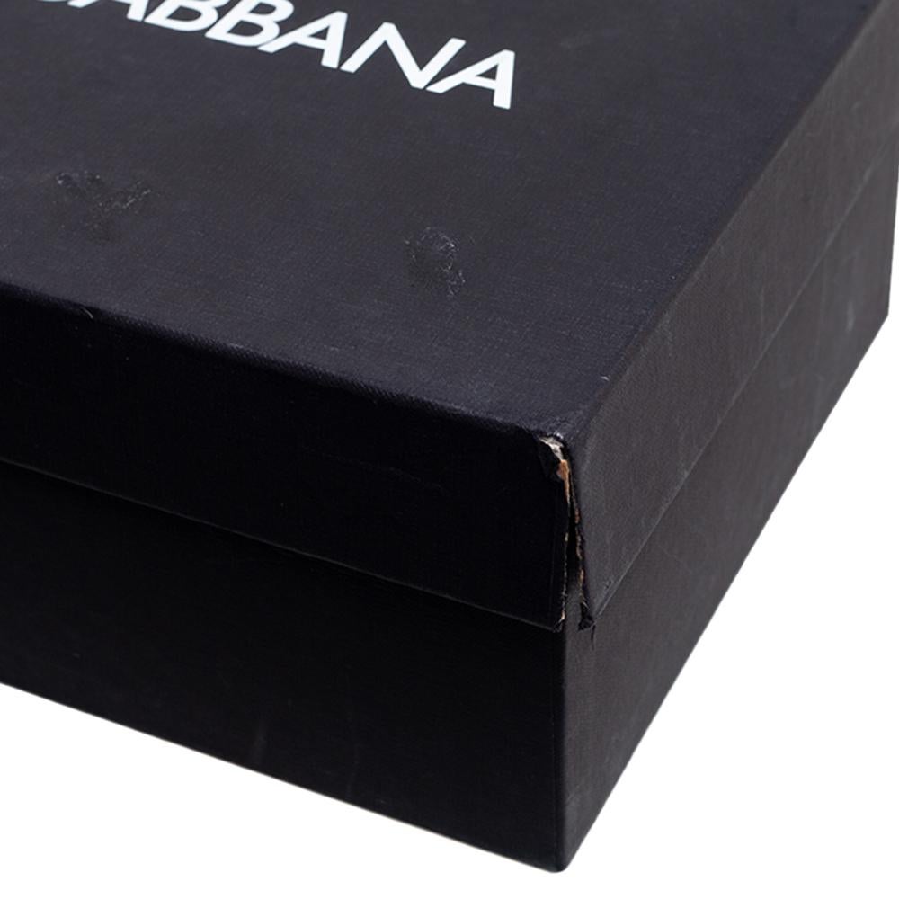 Women's Dolce & Gabbana Cream/Black Leopard Print Ankle Strap Platform Sandals Size 40 For Sale