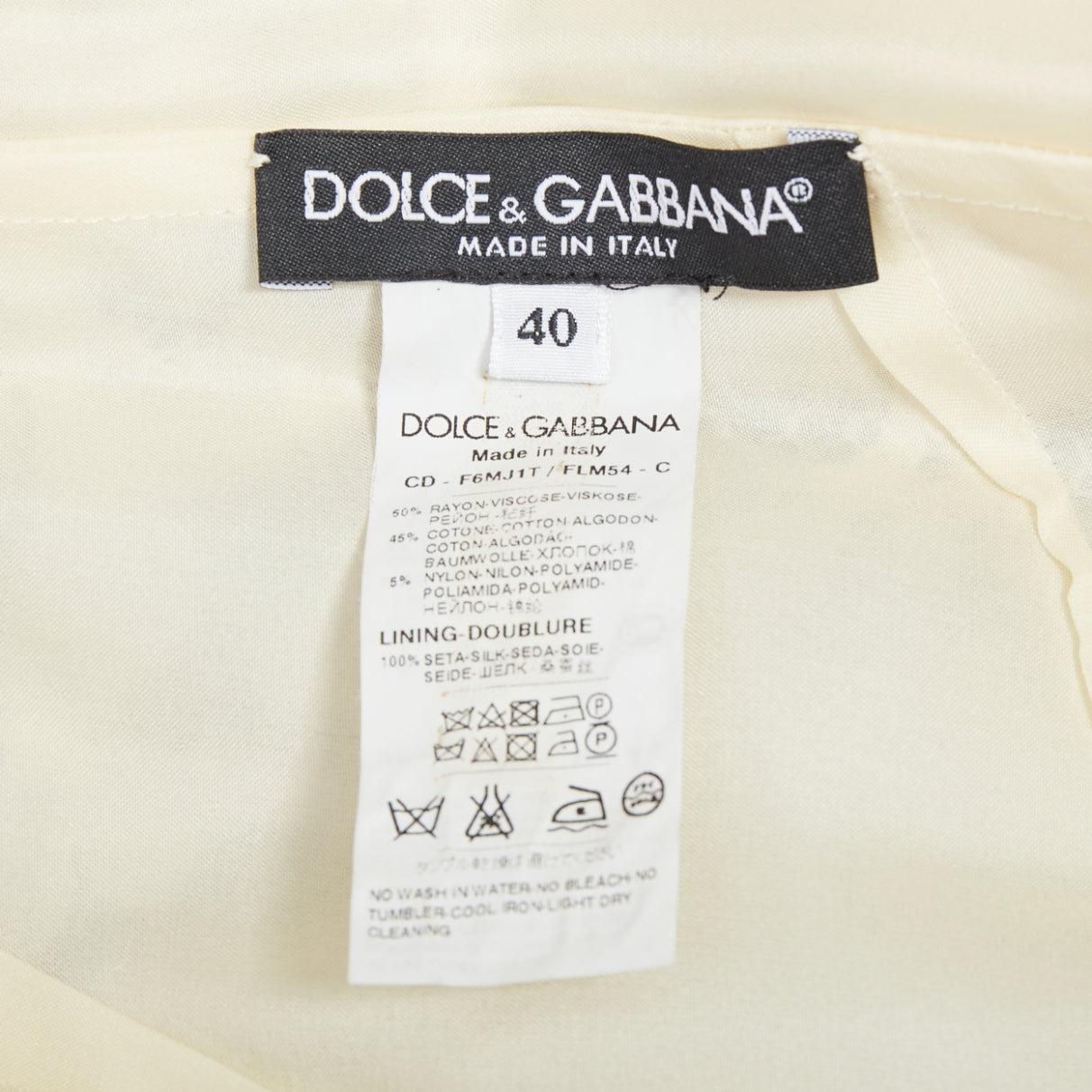DOLCE GABBANA - Robe à manches courtes en dentelle florale crème doublée de soie IT40 S en vente 3