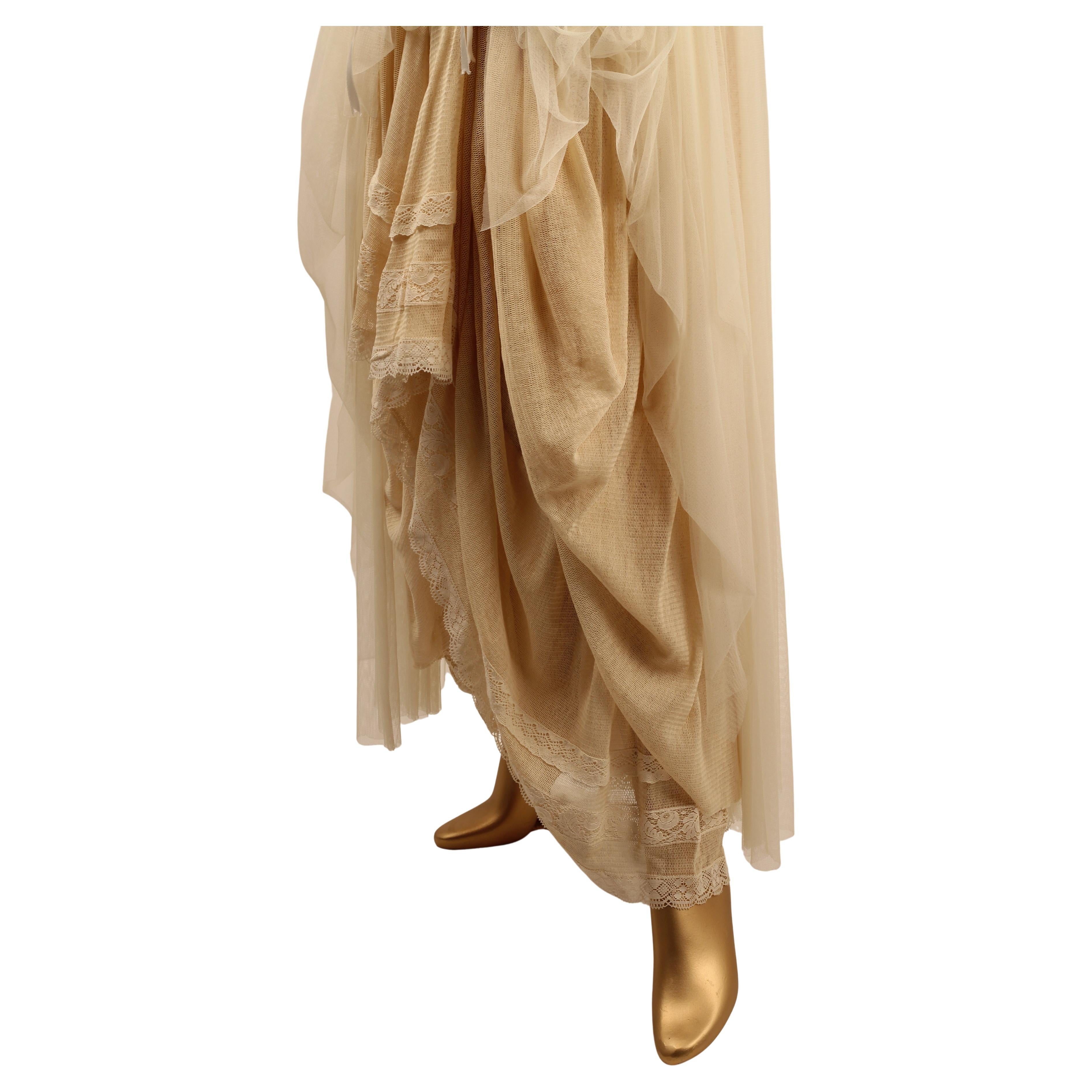 Dolce & Gabbana Cream Lace Skirt - S/S 1993 Milan Runway Helena Christensen For Sale 5