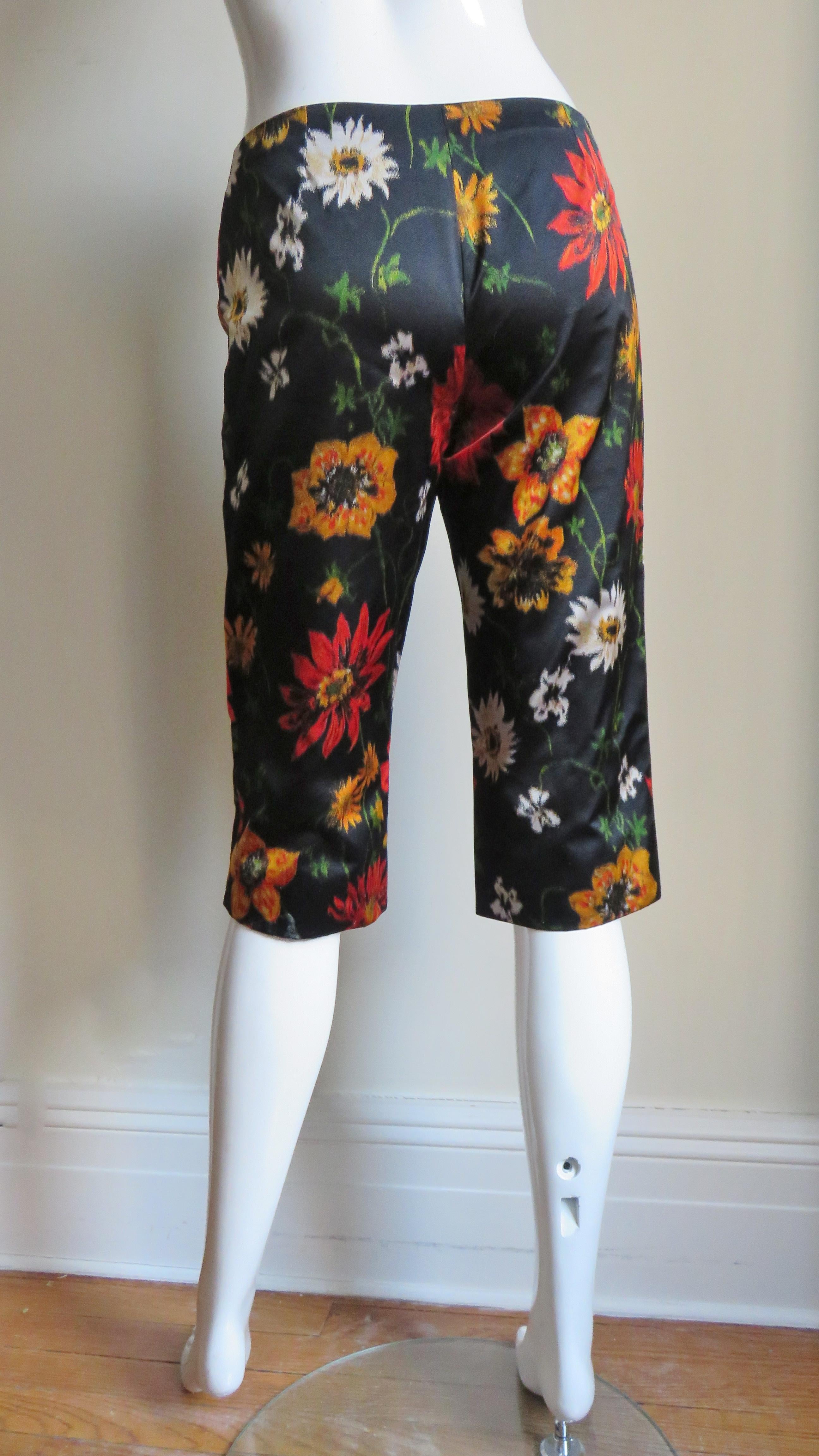 Dolce & Gabbana Silk Flower Shorts Pants 4
