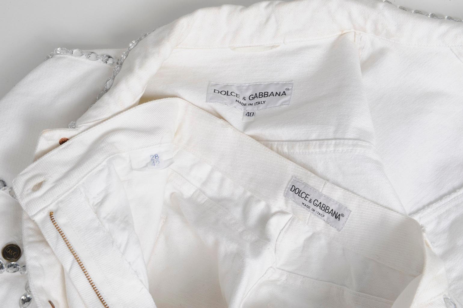 Conjunto vaquero adornado con cristales Dolce & Gabbana, Primavera-Verano 1992 en venta 15