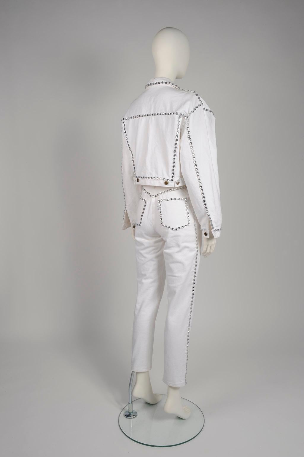 De las mujeres Conjunto vaquero adornado con cristales Dolce & Gabbana, Primavera-Verano 1992 en venta