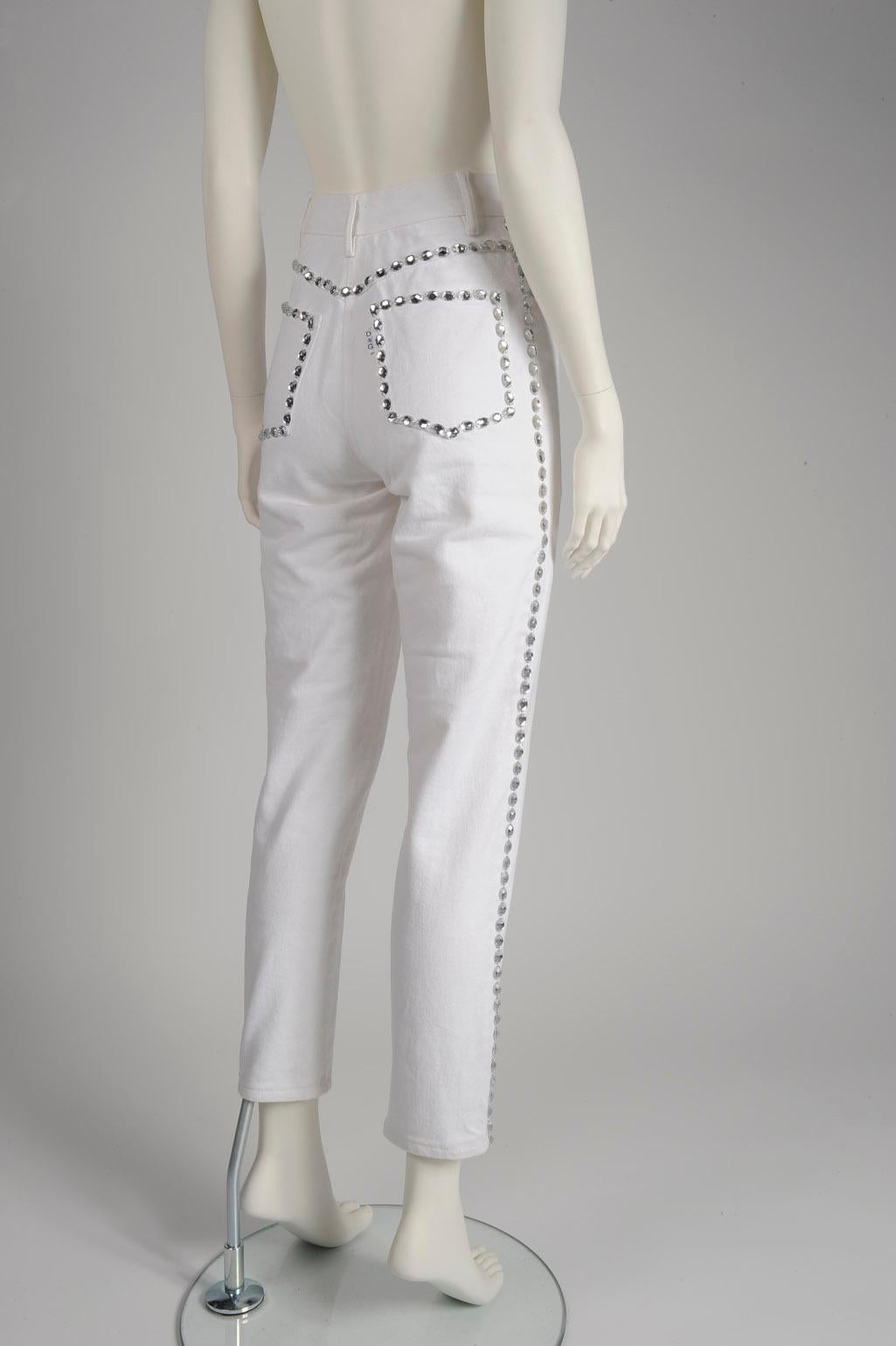 Conjunto vaquero adornado con cristales Dolce & Gabbana, Primavera-Verano 1992 en venta 3