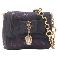 DOLCE GABBANA Kristallmedaillon Charme Schleife Spitze Satin Klappe Kette Schulterband