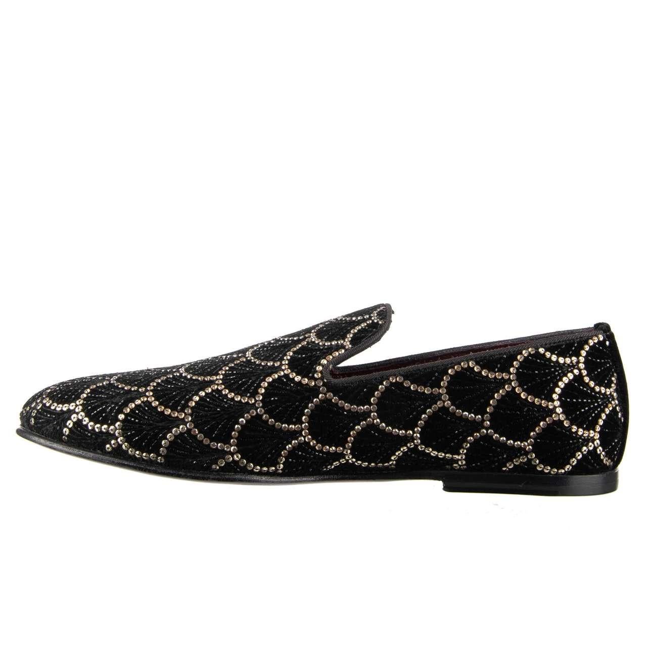 Dolce & Gabbana Crystals Embroidered Loafer Shoes ISPICA Black Gold EUR 42 In Excellent Condition For Sale In Erkrath, DE