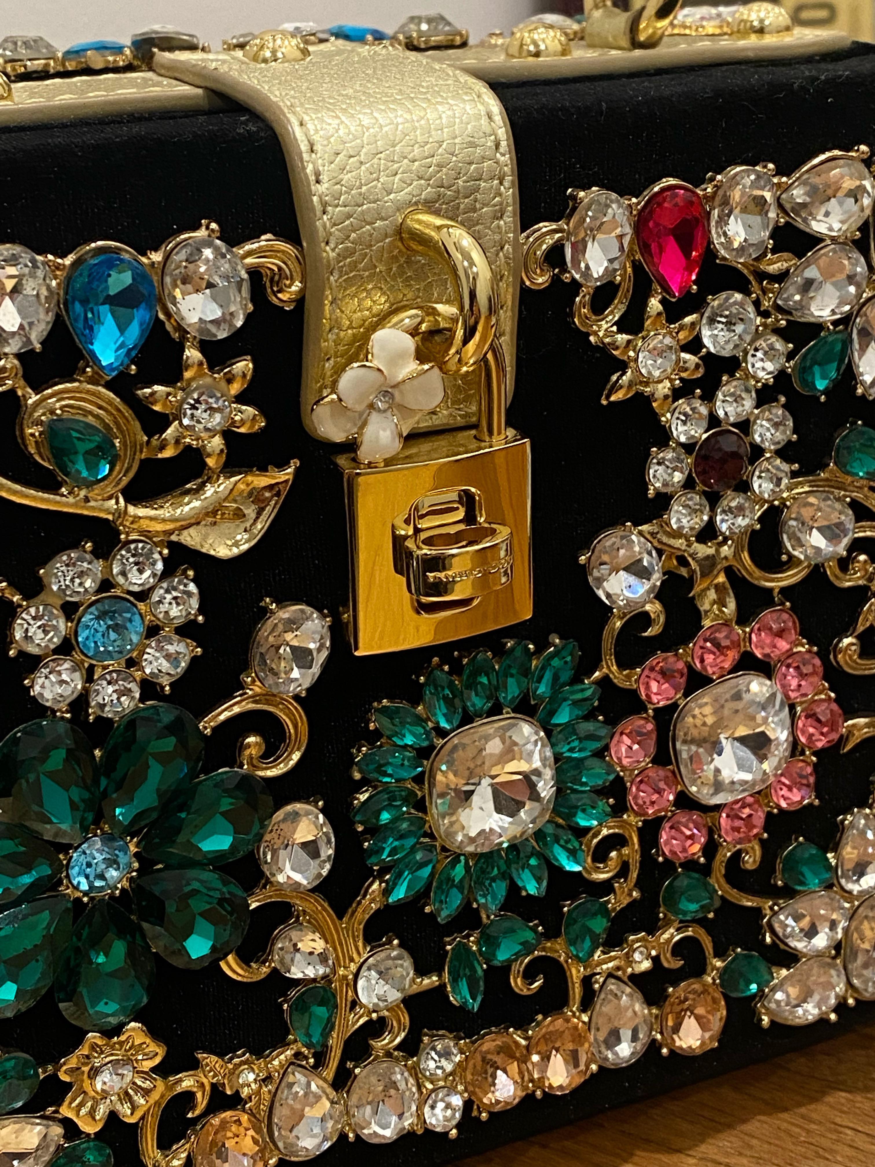 Dolce & Gabbana Da Sera Bolsa de Caja Fina y Rara Decorada con Cristales. Cuero, terciopelo en venta 3