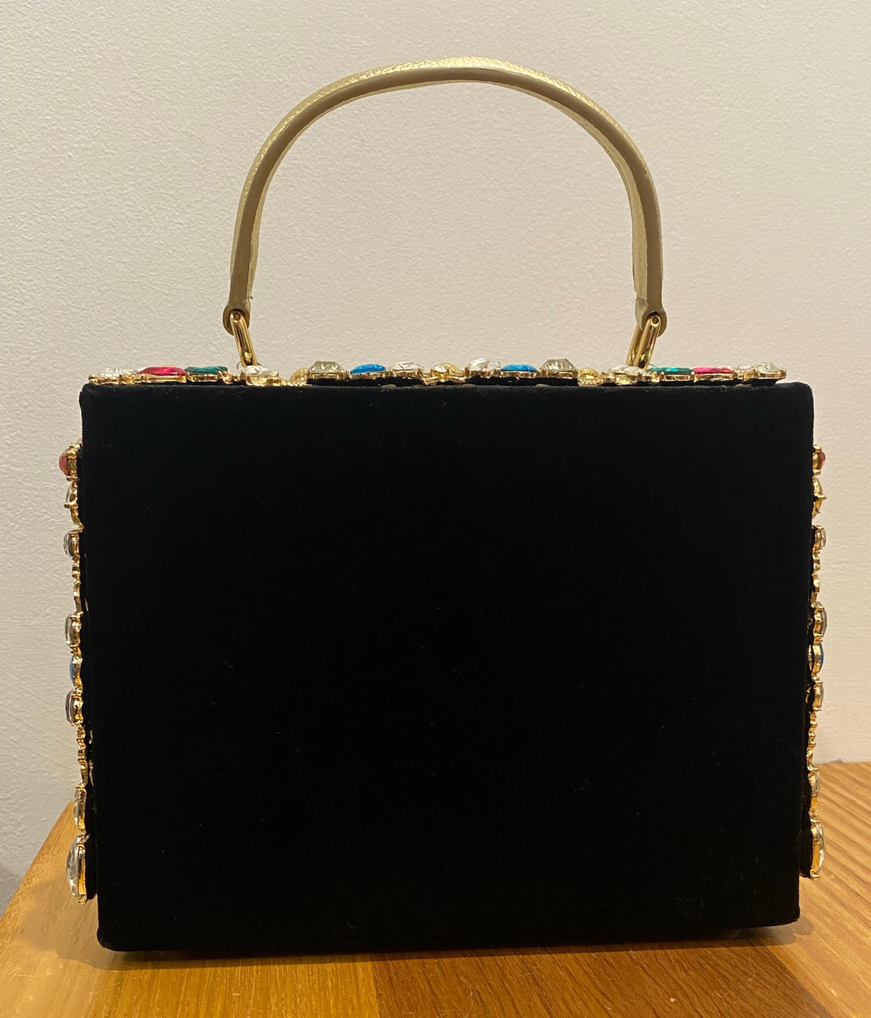 Dolce & Gabbana Da Sera Bolsa de Caja Fina y Rara Decorada con Cristales. Cuero, terciopelo en venta 4