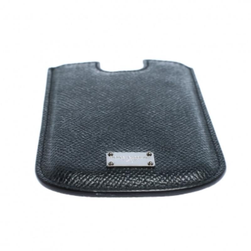 Dolce & Gabbana Custodia per iPhone 5 in pelle blu scuro In condizioni ottime in vendita a Dubai, Al Qouz 2