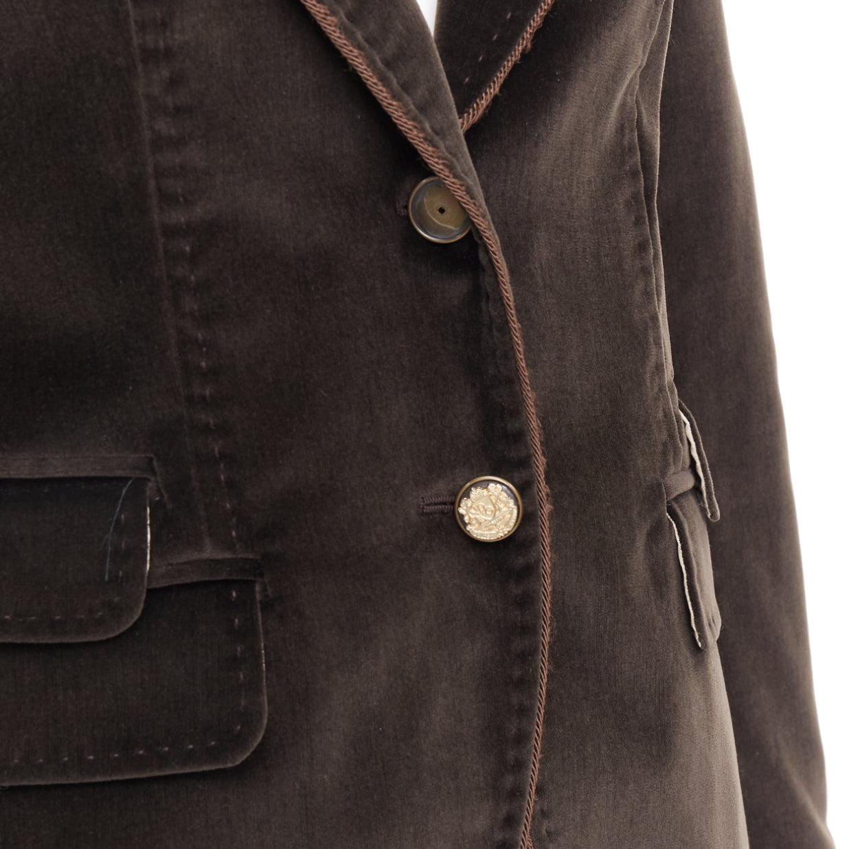 DOLCE GABBANA dark brown velvet rope pip peak lapel Le Smoking blazer IT38 XS
Reference: CC/A00513
Brand: Dolce Gabbana
Designer: Domenico Dolce and Stefano Gabbana
Material: Velvet
Color: Brown
Pattern: Solid
Closure: Button
Lining: Brown