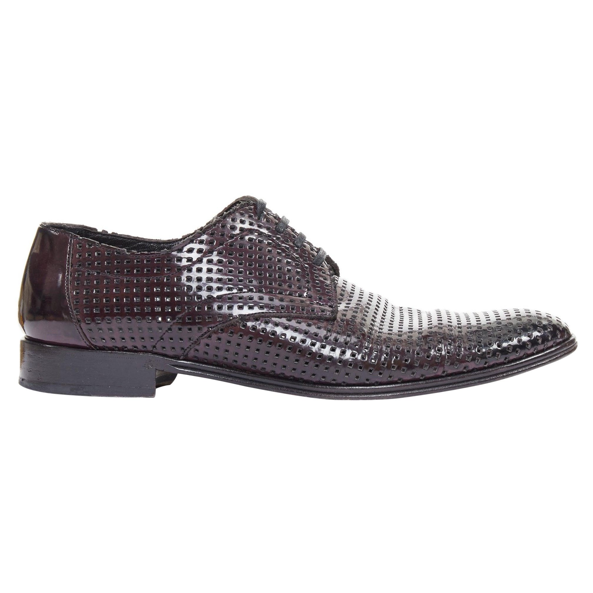 DOLCE & Gabbana - brogue quadrate traforate in vernice bordeaux scuro UK6 EU40