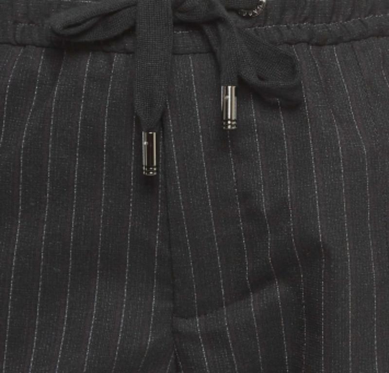Dolce & Gabbana Pantalones de mezcla de lana a rayas gris oscuro rosa M Gris en venta