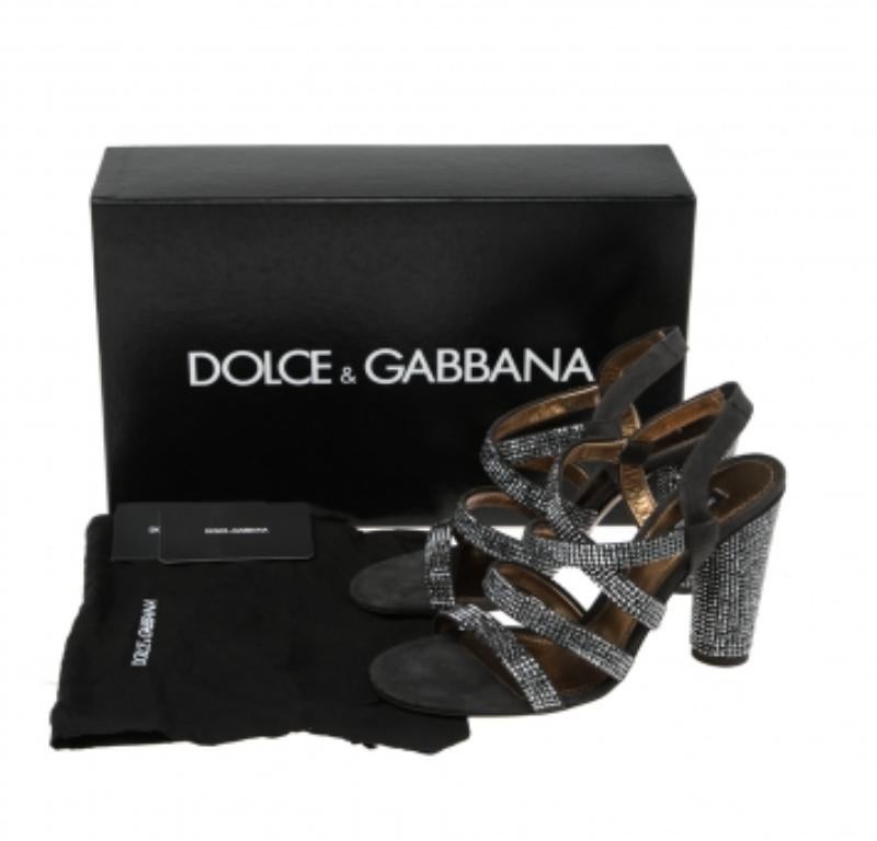Dolce & Gabbana - Sandales à lanières en daim gris foncé ornées de cristaux, taille 38,5 3
