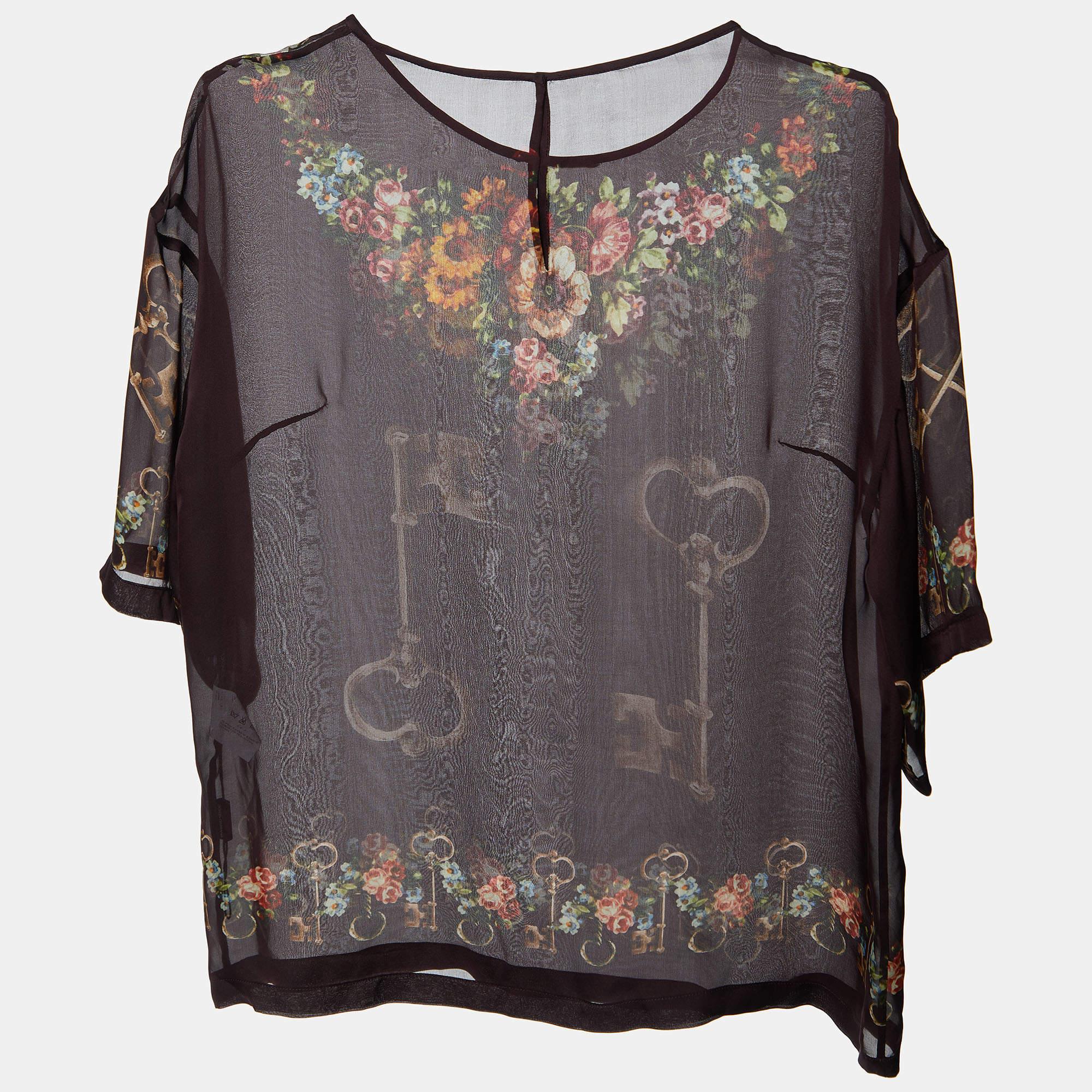 Completa la tua eleganza con una bella camicetta come questa. Con il suo design grazioso e il tessuto di prima qualità, questa blusa è la scelta migliore per apparire sofisticata e in equilibrio.