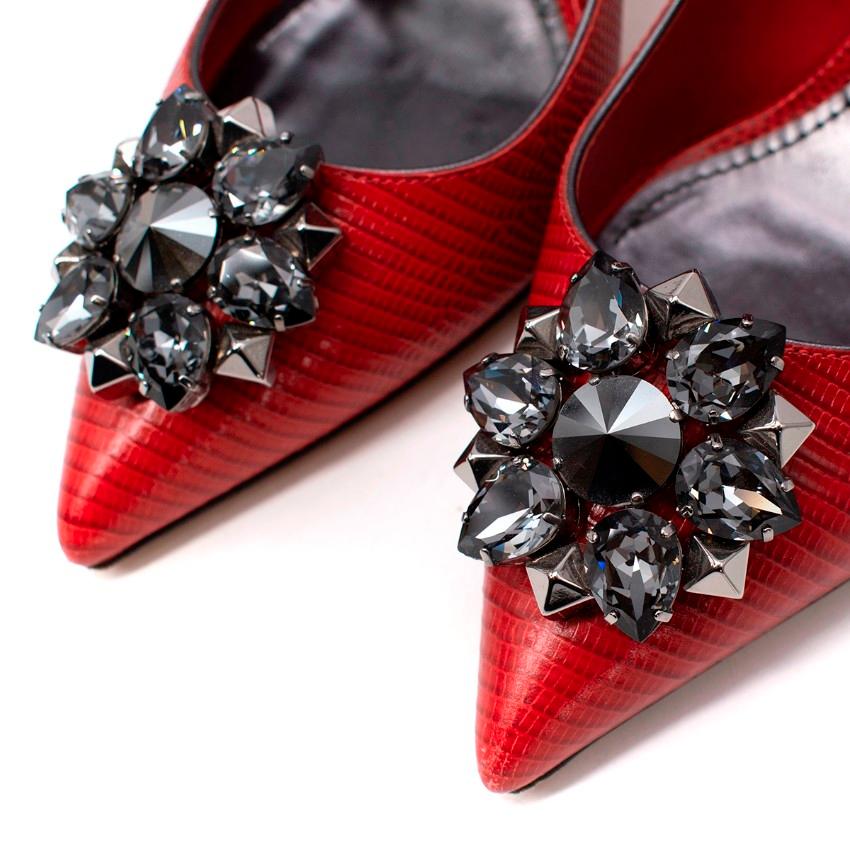 Dolce & Gabbana Deep Red Lizard Embossed Crystal Toe Heeled Pumps In Excellent Condition For Sale In London, GB