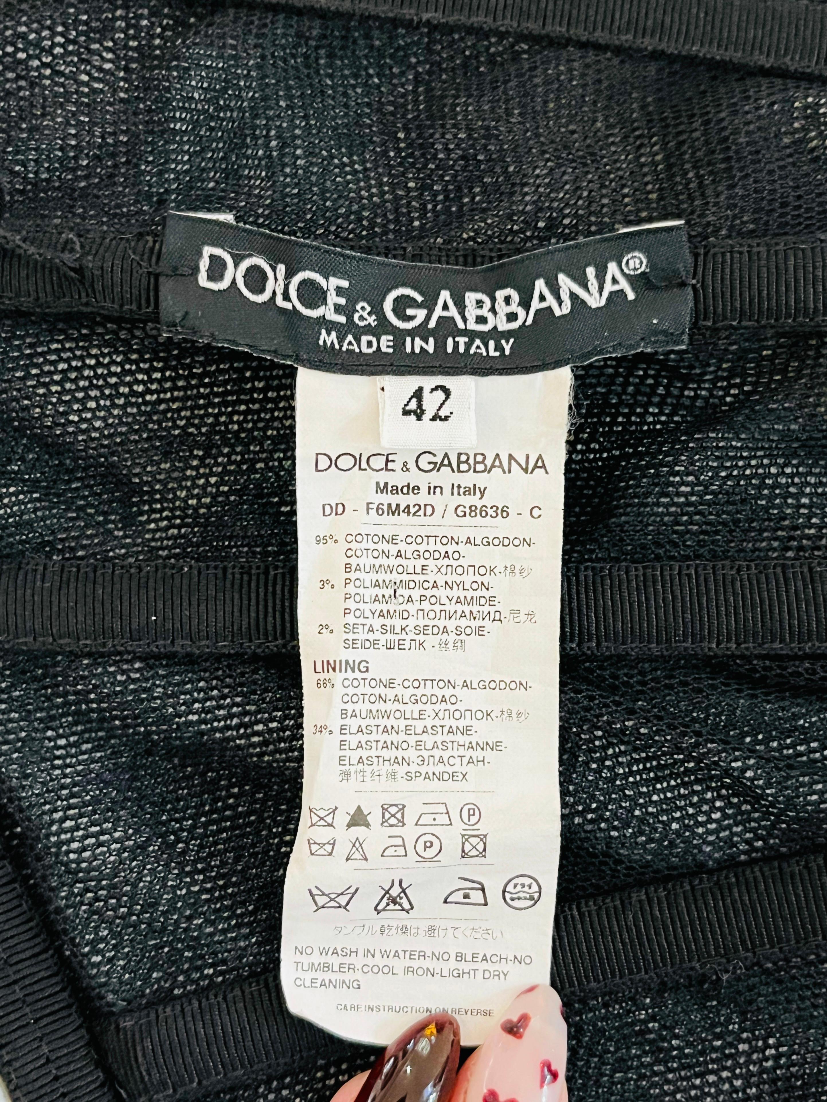Dolce & Gabbana - Robe en denim ornée de dentelle en vente 3