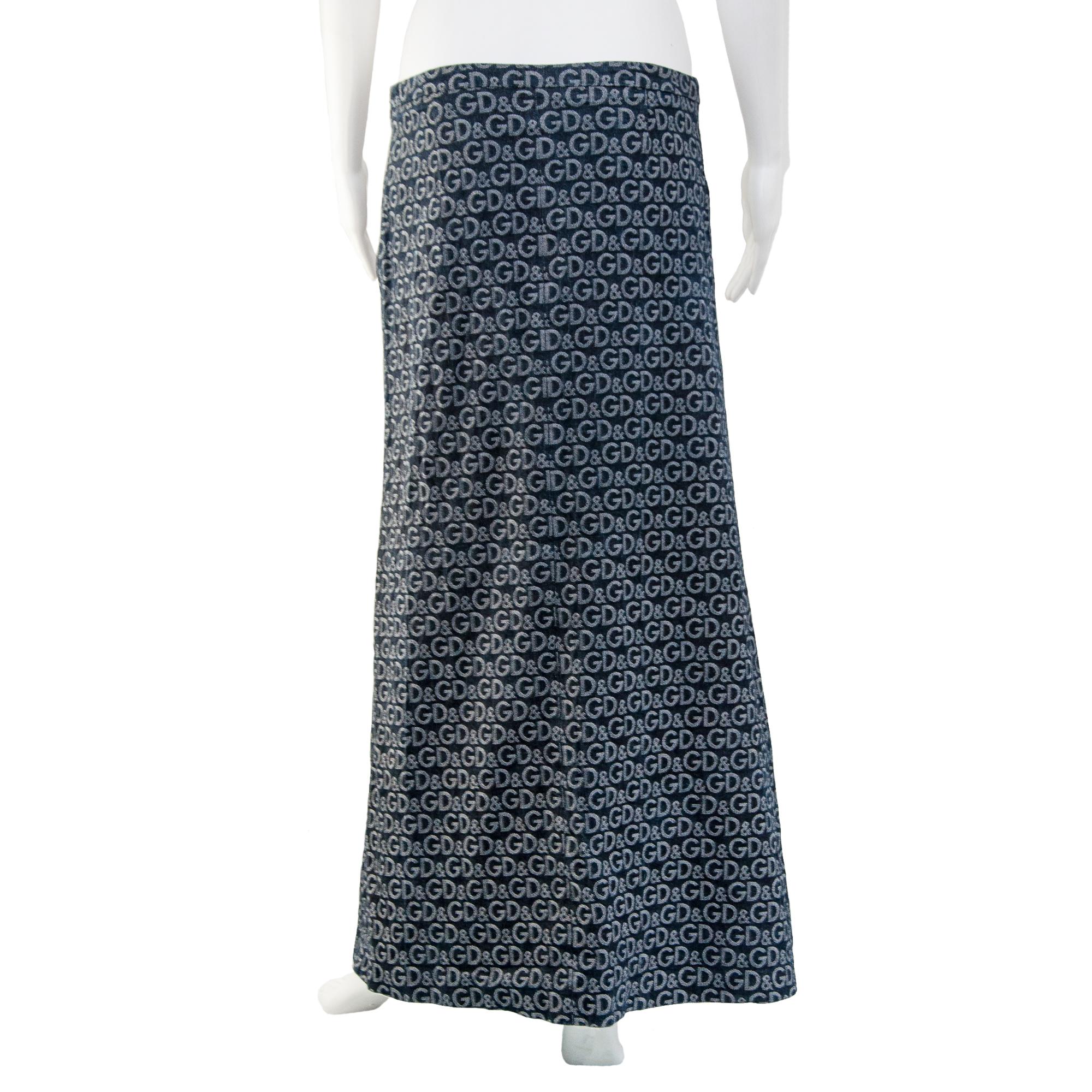 Dolce & Gabbana Denim Monogram Maxi Skirt size M/L In Fair Condition For Sale In London, GB