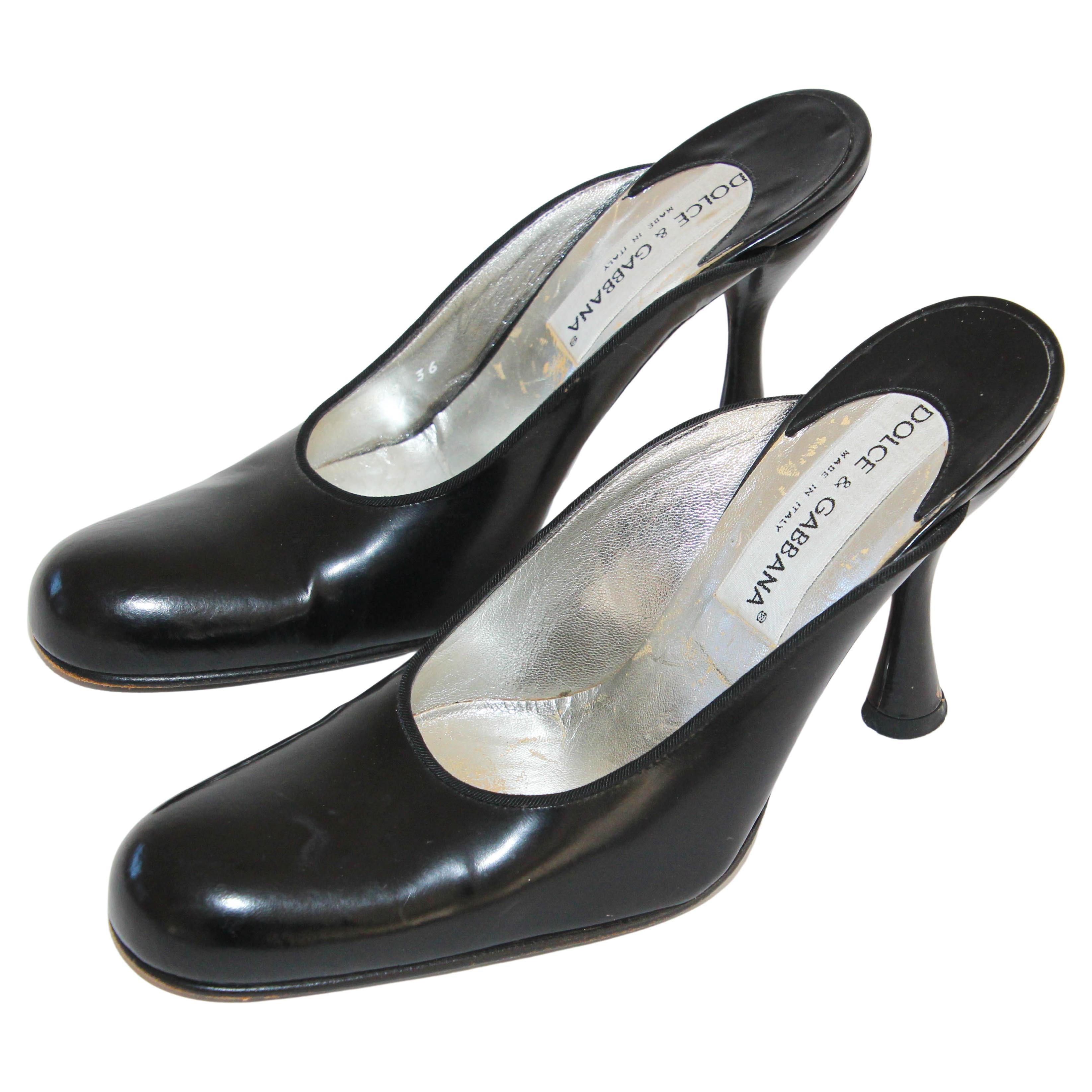 Dolce & Gabbana Designer Black Leather Mules Sandals Size: 36 EU For Sale