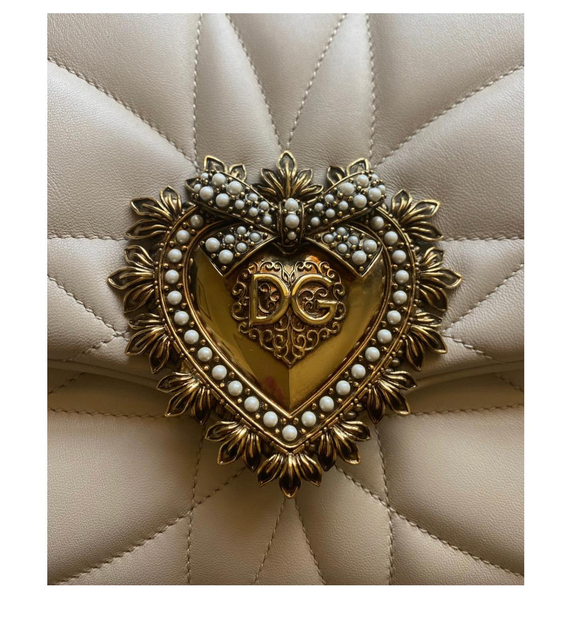 Brown Dolce & Gabbana Devotion lambskin grey sabbia coloured top handle bag For Sale