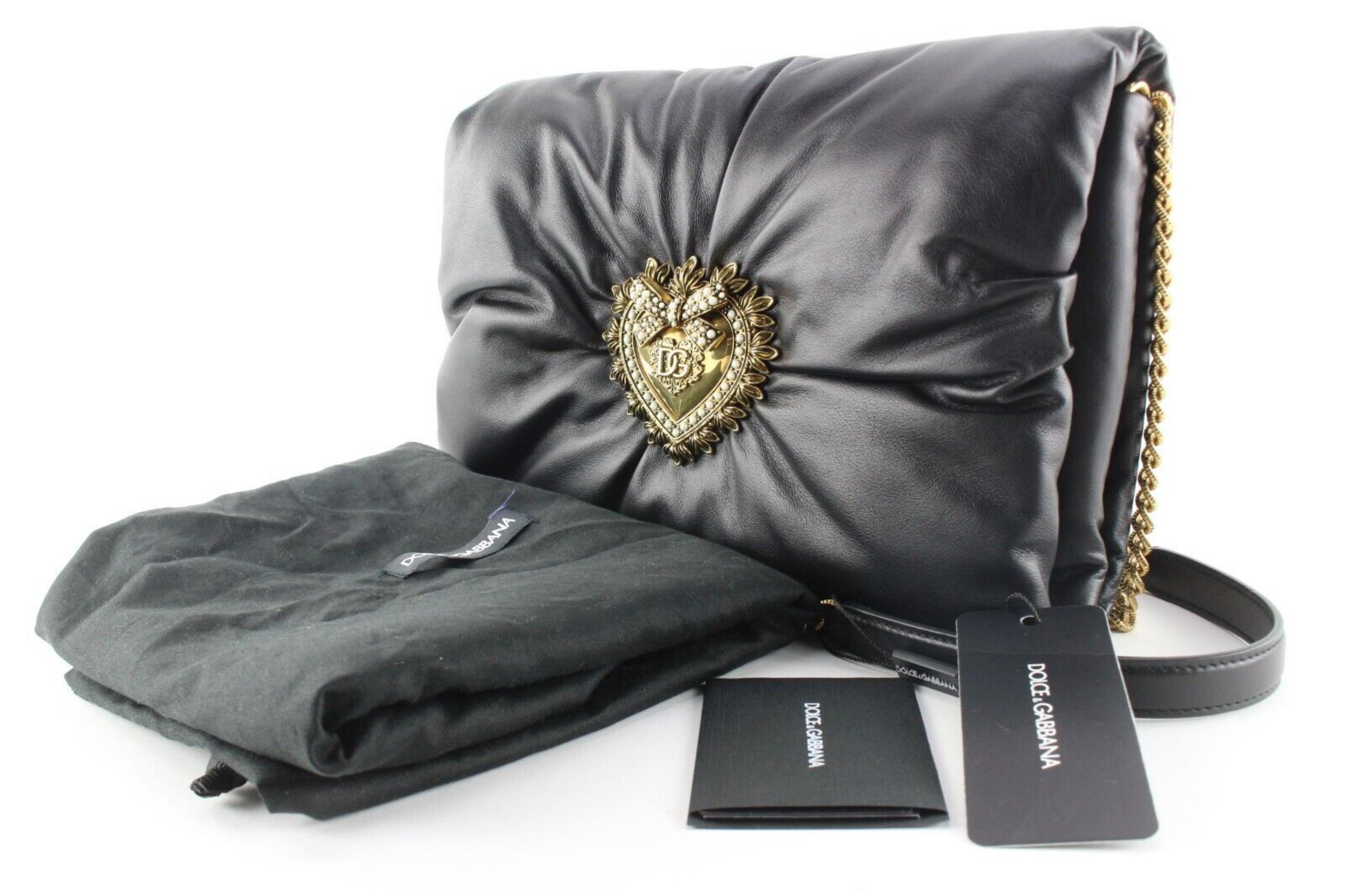 Noir Dolce & Gabbana Sac à bandoulière Devotion en cuir doux avec logo en forme de cœur GHW 1DG424C en vente