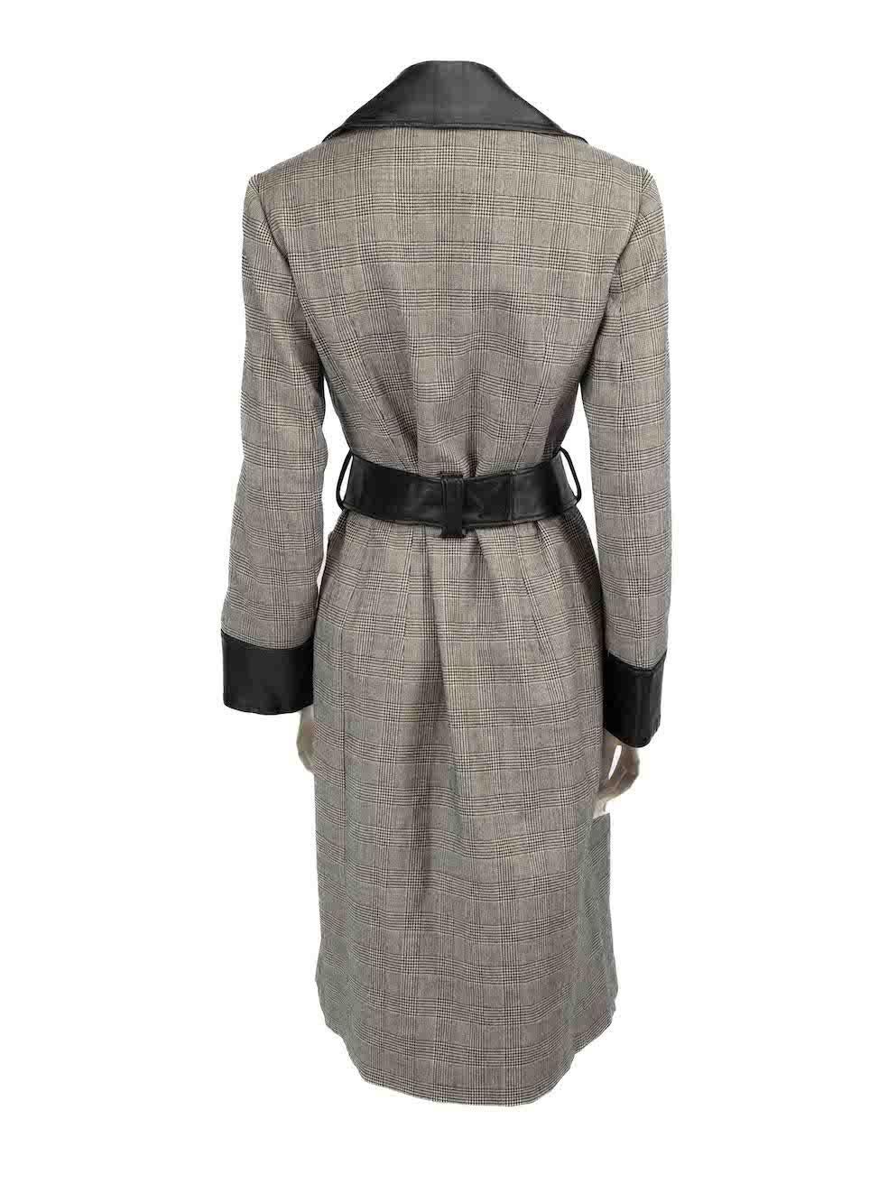 Dolce & Gabbana D&G Grey Wool Check Houndstooth Coat Size M In Excellent Condition For Sale In London, GB