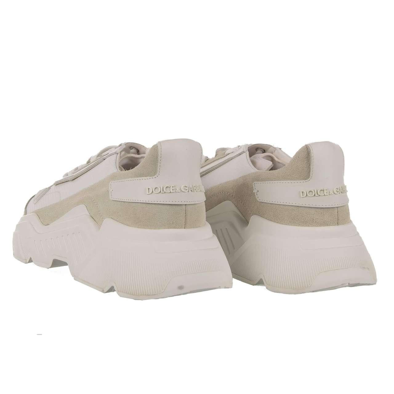 Dolce & Gabbana DG Logo Sneaker bassa in pelle scamosciata DAYMASTER Bianco EUR 43,5 In condizioni ottime in vendita a Erkrath, DE