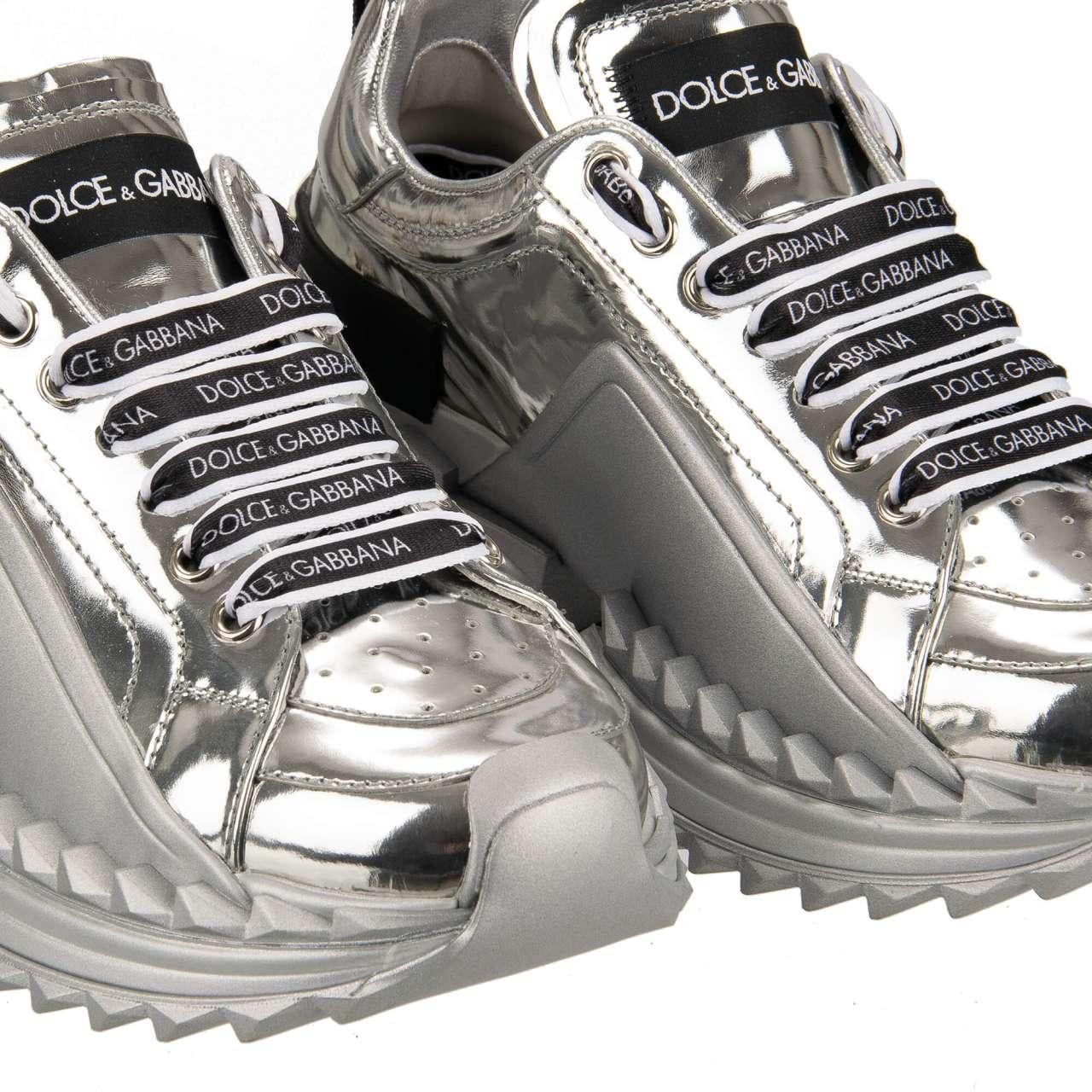 Dolce & Gabbana - DG Logo Plateau Sneaker SUPER QUEEN Silver 37 7 For Sale 2