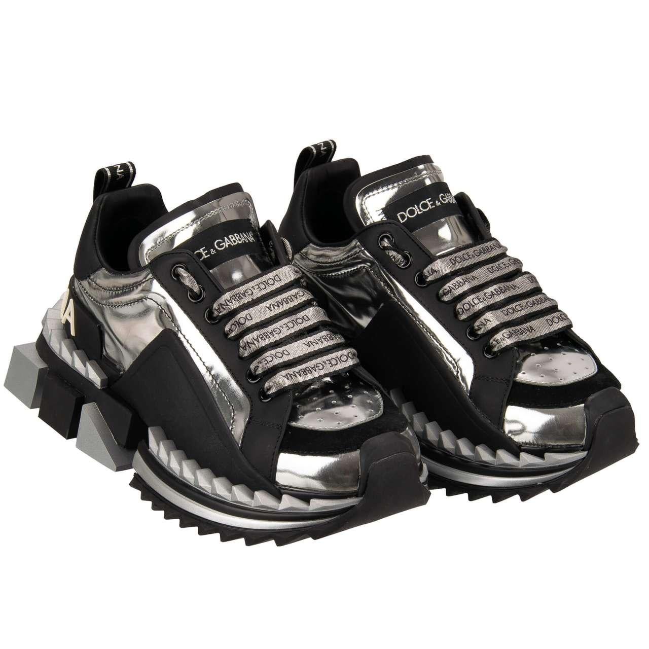 - Lace Sneaker SUPER QUEEN with plateau and DG logo in silver and black by DOLCE & GABBANA - New with Box - MADE IN ITALY - Former RRP: EUR 895 - Model: CK1649-AK337-8B808 - Material: 66% Rubber, 44% Calf leather - Sole: Rubber - Color: Silver /
