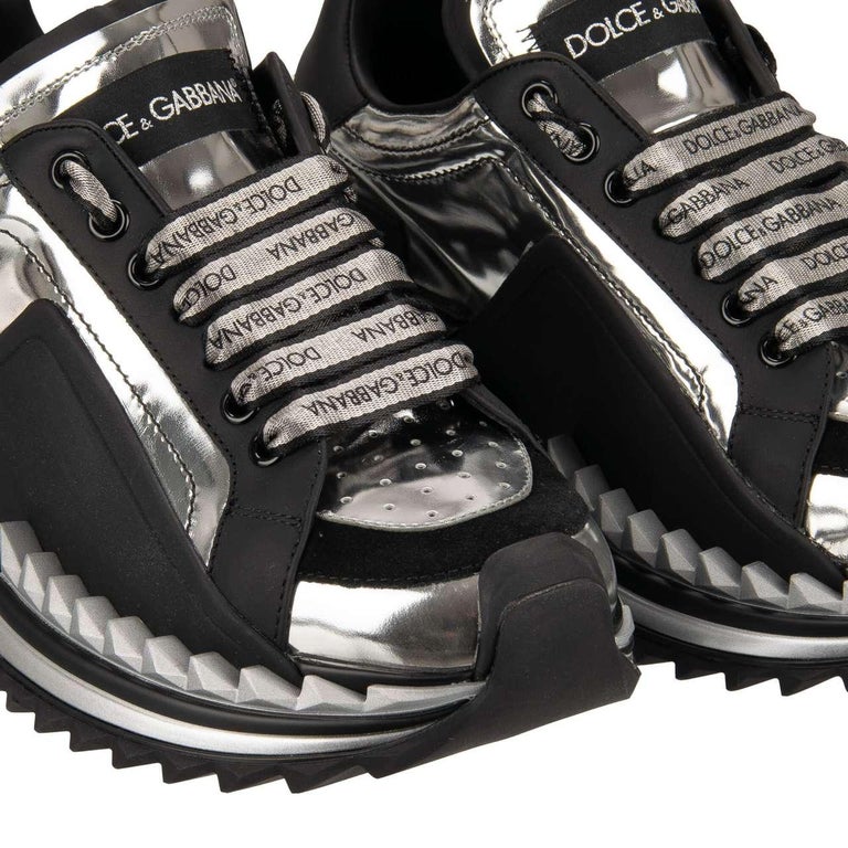 Dolce and Gabbana - DG Logo Plateau Sneaker SUPER QUEEN Silver Black 37.5  7.5 For Sale at 1stDibs