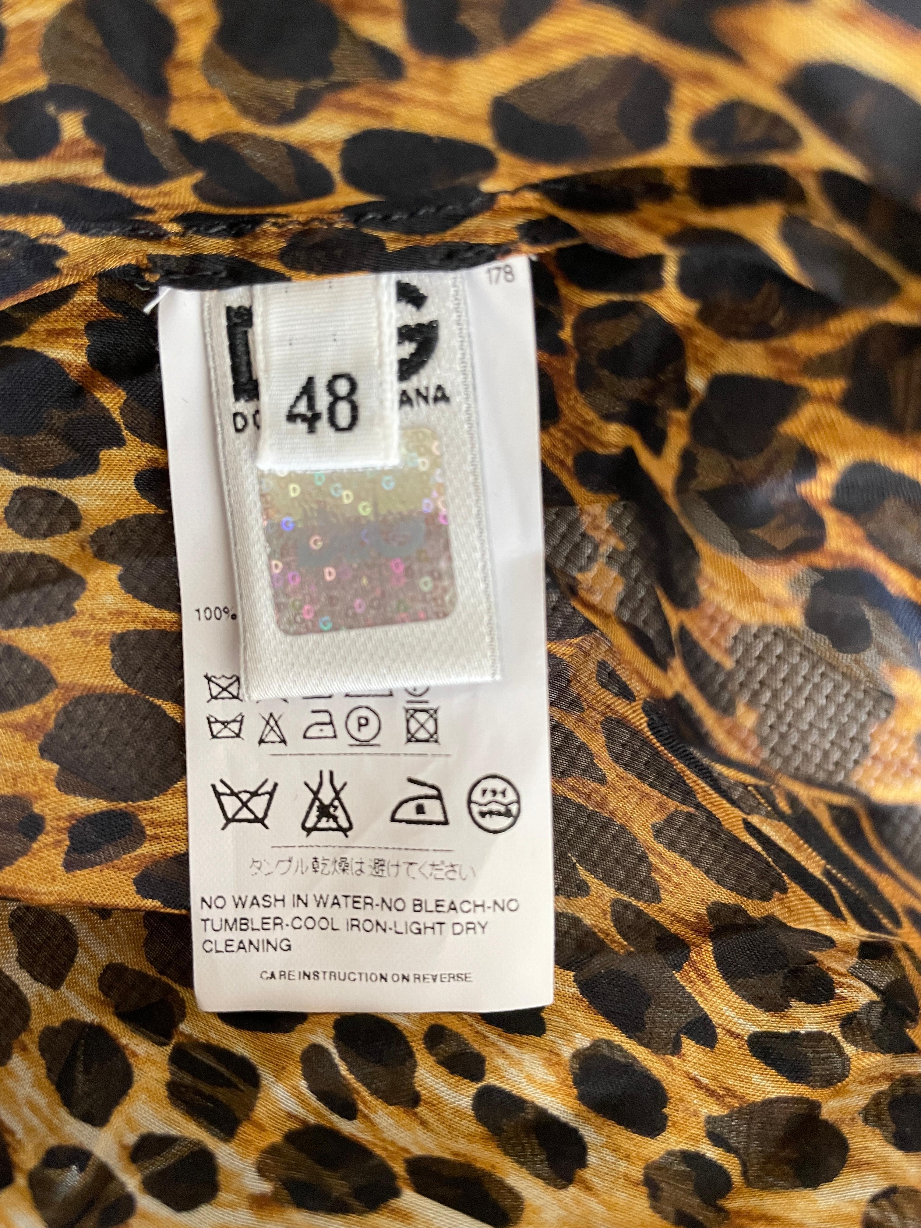 Dolce & Gabbana D&G Vintage Sheer Silk Leopard Print Blouse with Pussy Bow Sz 48 For Sale 2