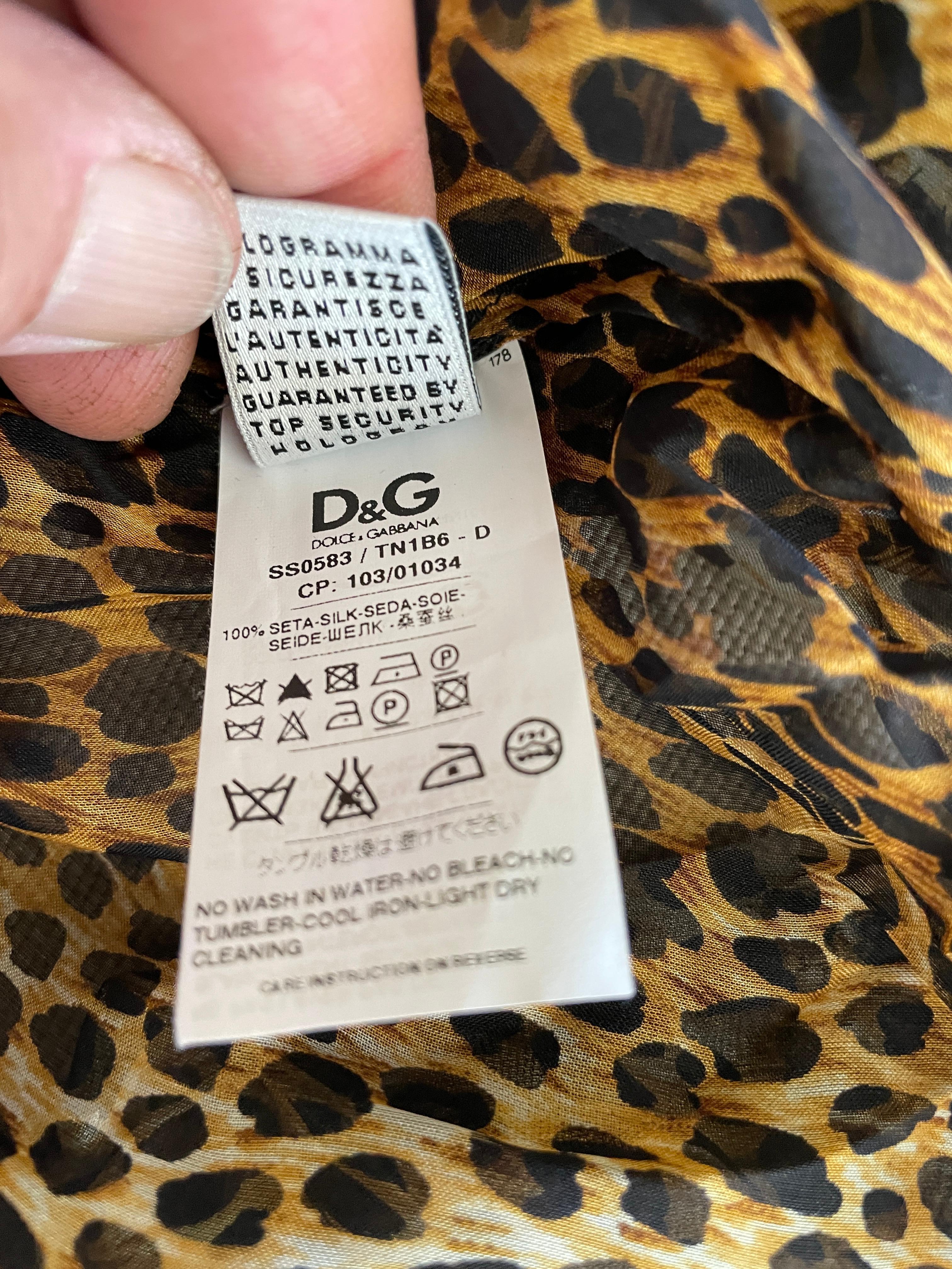 Dolce & Gabbana D&G Vintage Sheer Silk Leopard Print Blouse with Pussy Bow Sz 48 For Sale 3