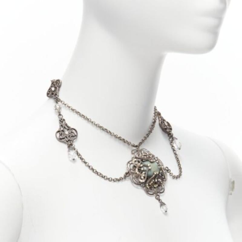 DOLCE & Gabbana - Collana con lampadario in cristallo opale barocco e strass In condizioni Nuovo in vendita a Hong Kong, NT