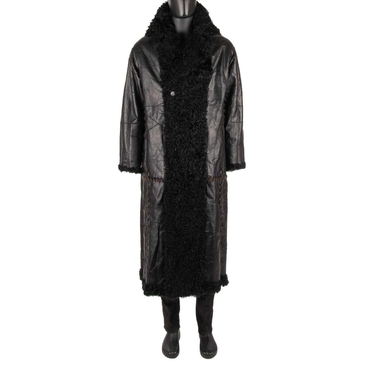 Dolce & Gabbana Double-Breasted Oversize Lamb Fur Leather Coat Black 46 In Excellent Condition For Sale In Erkrath, DE