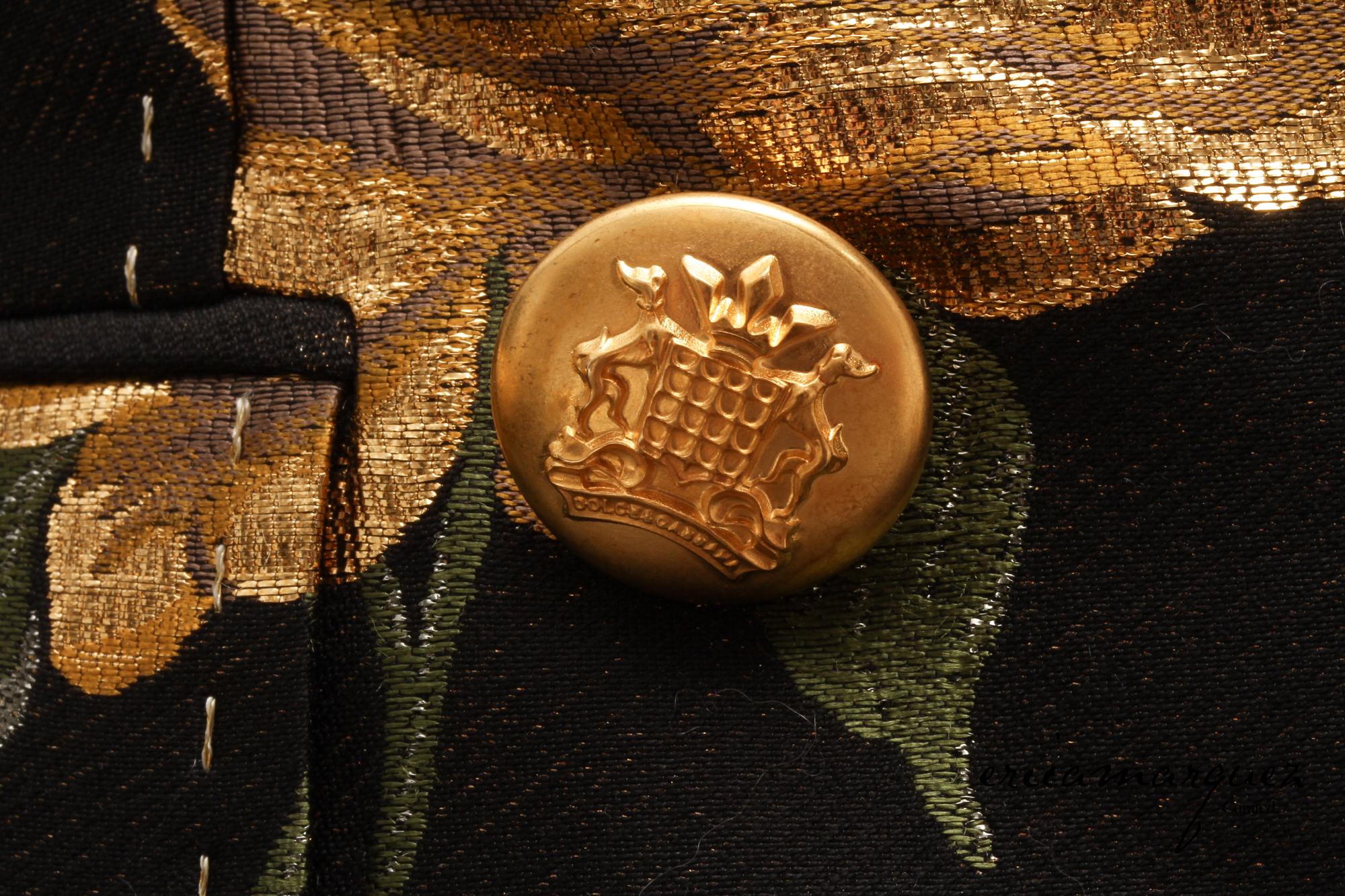 DOLCE & Gabbana, Veste en jacquard lamé métallique à fleurs Turlington à double boutonnage en vente 8
