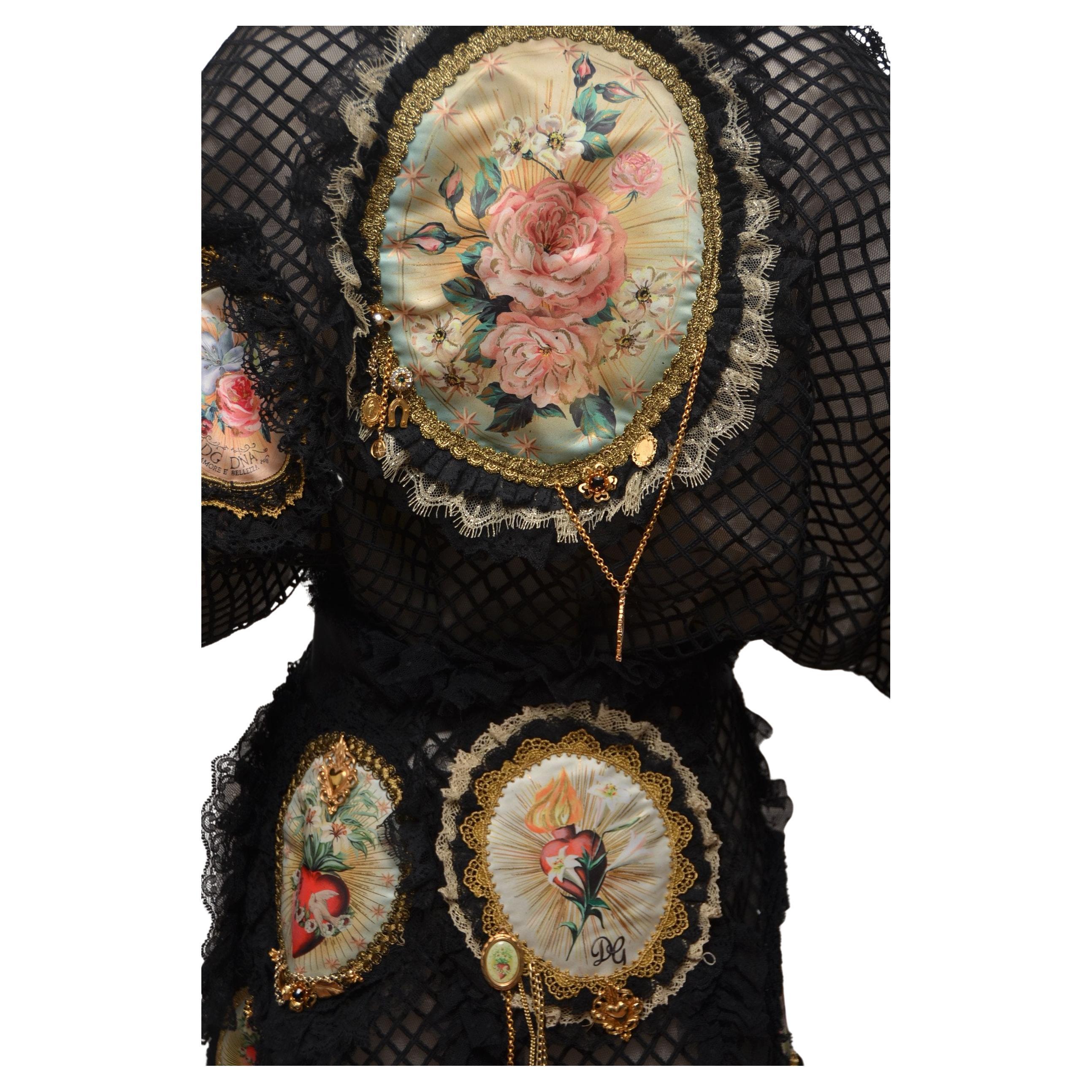 Dolce & Gabbana Embellished Set Skirt/Bolero Jacket  Size 40 IT For Sale 1