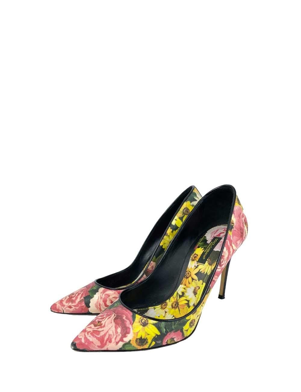 Dolce & Gabbana EU 37 Multicolor Floral Pointed-Toe Pumps In Excellent Condition For Sale In Amman, JO