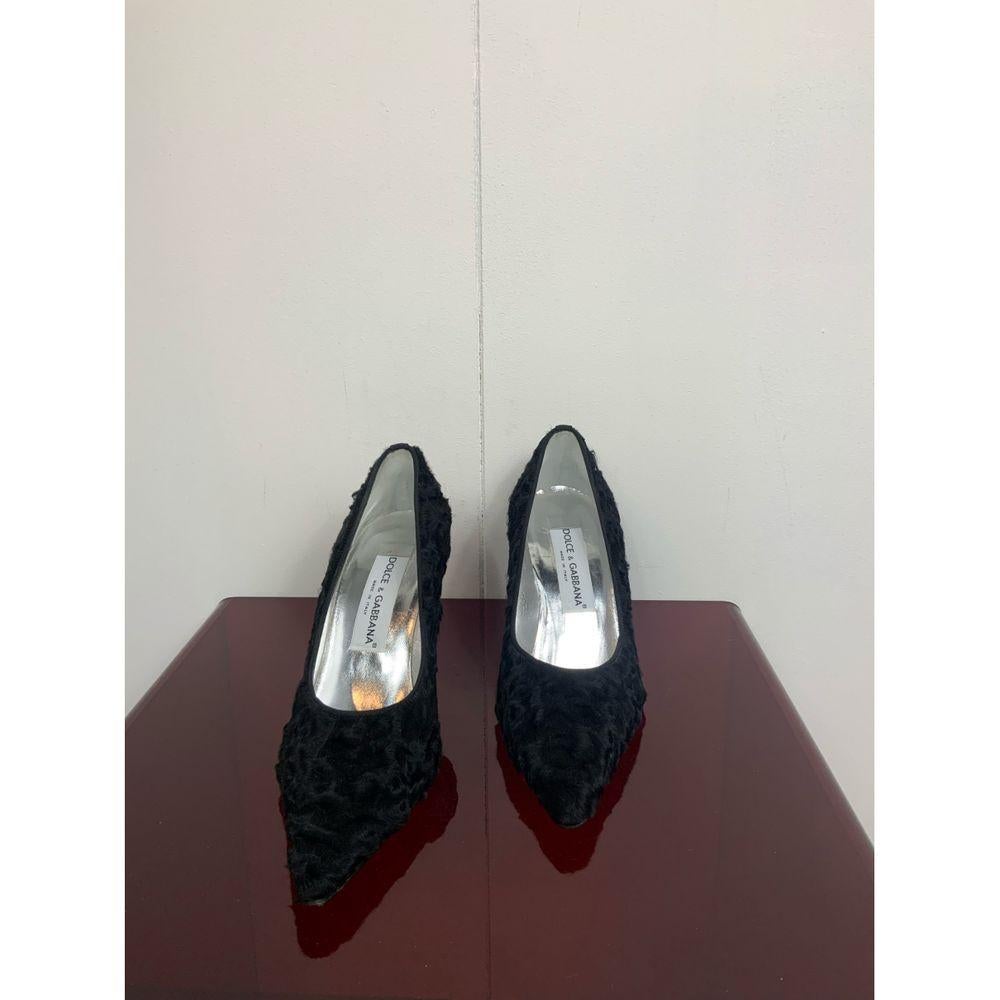 Dolce & Gabbana Exotic Leathers Heels in Black

Dolce and Gabbana décolleté heel. 
In black Astrakhan. 
Size 36 and a half. 
The insole measures 24 and a half. 
The heel 9 cm. [[ 2]] They have original box, excellent general conditions. 
Used very