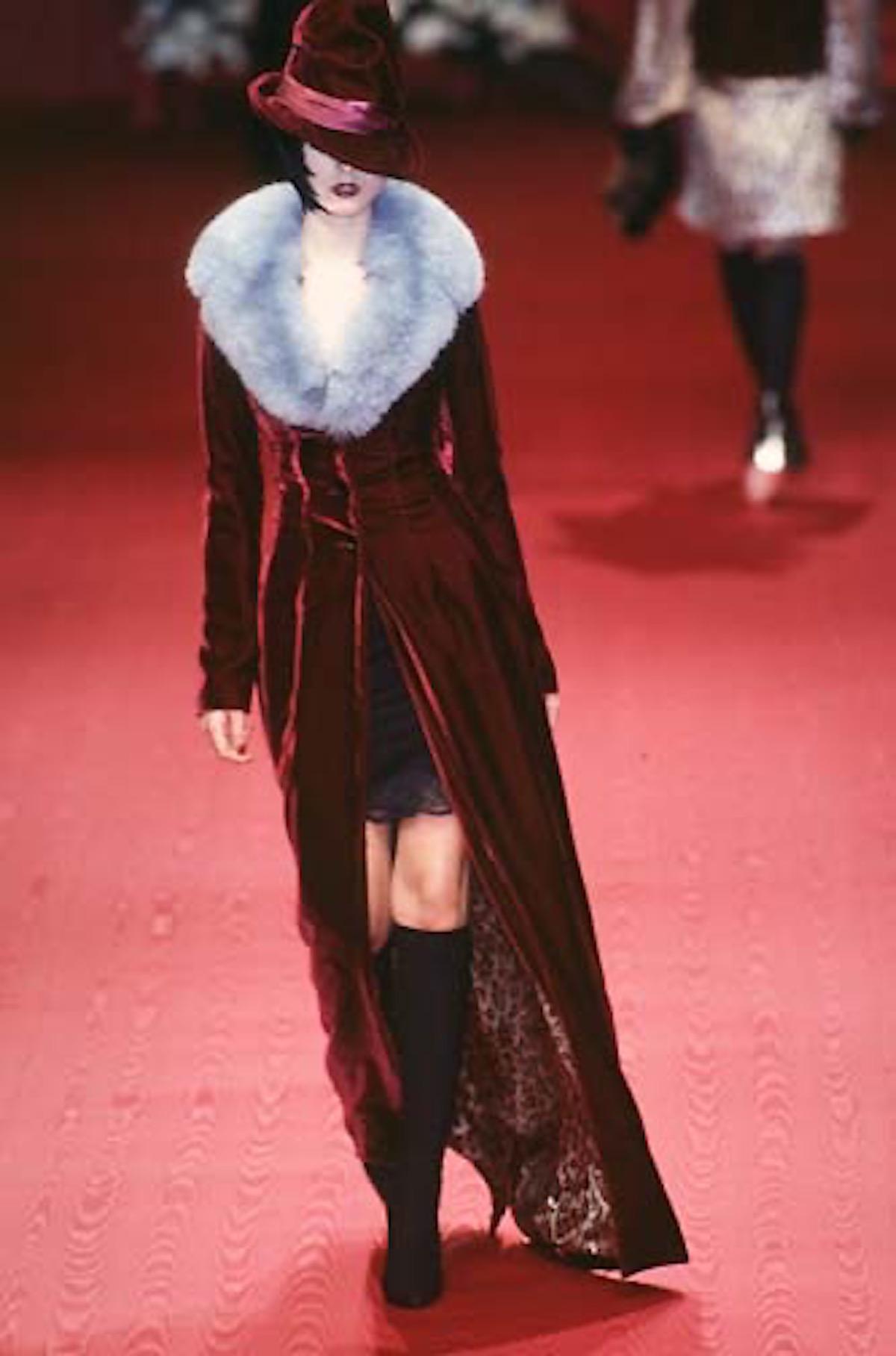 Dolce & Gabbana A/I 1997 Cappotto con stampa floreale e velluto foderato di leopardo in vendita 9