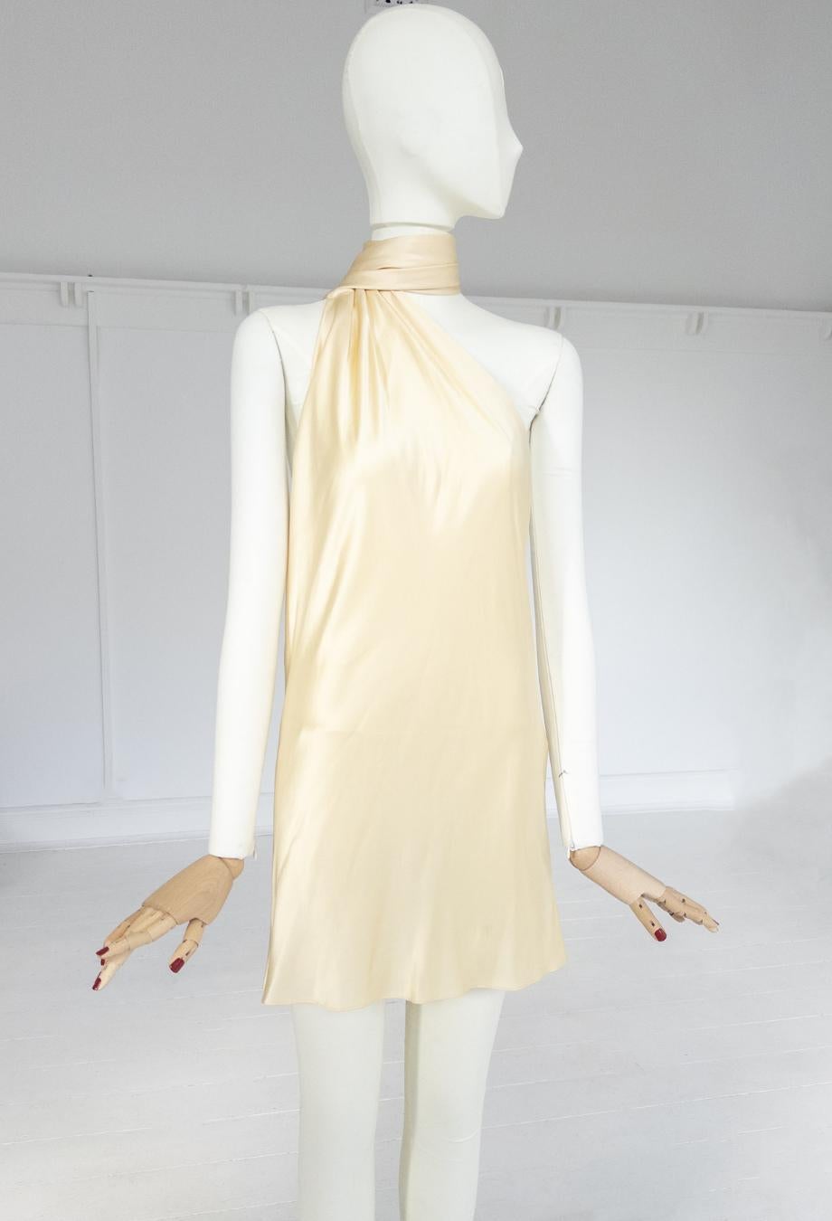 Dolce & Gabbana F/W 2002 Vestido Pañuelo de Seda de Pasarela Sz IT44 en venta 2
