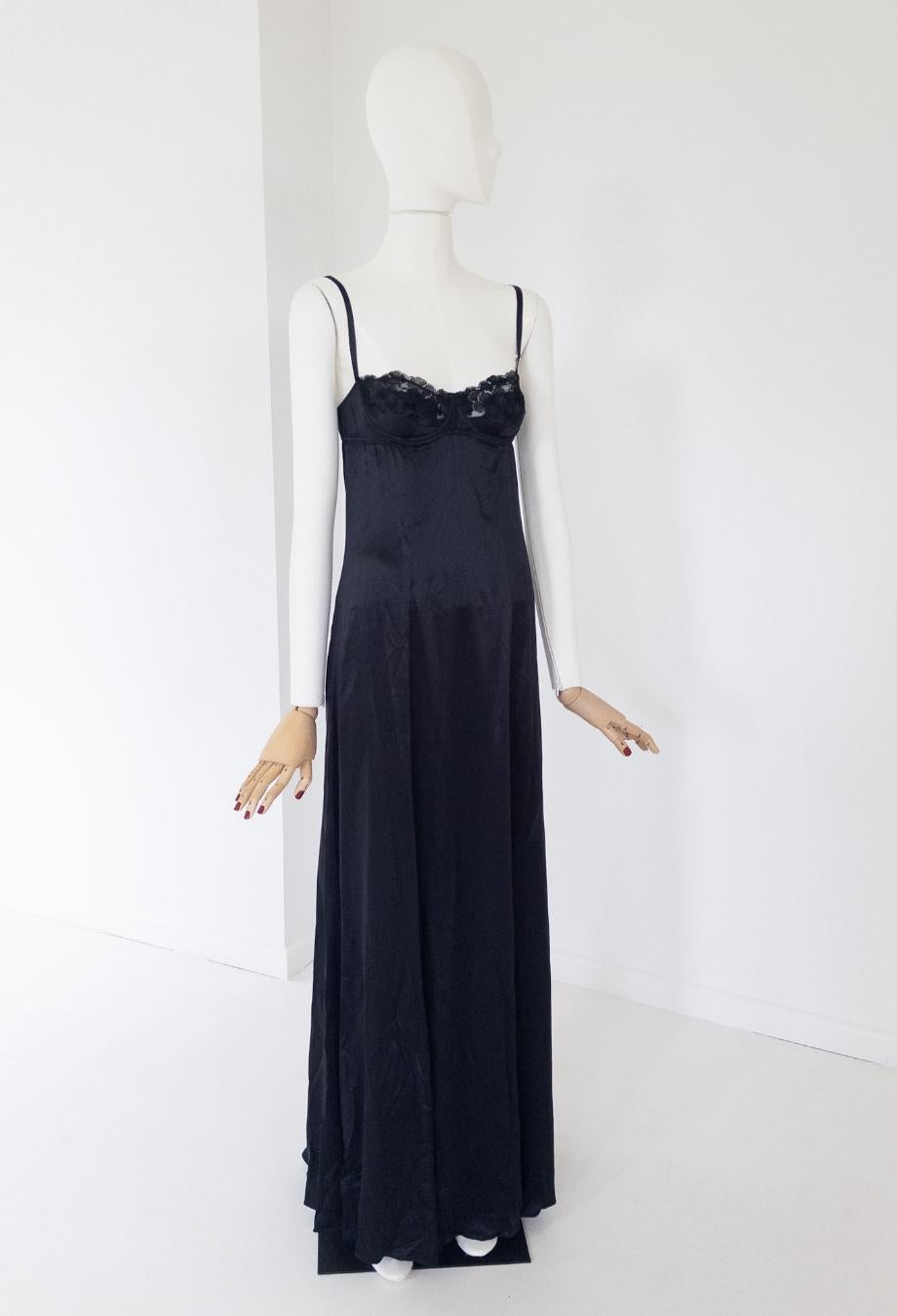 Dolce & Gabbana F&F Vintage 2002 Maxi Abito Lingerie a Strati Sz IT40 In condizioni buone in vendita a Melbourne, VIC