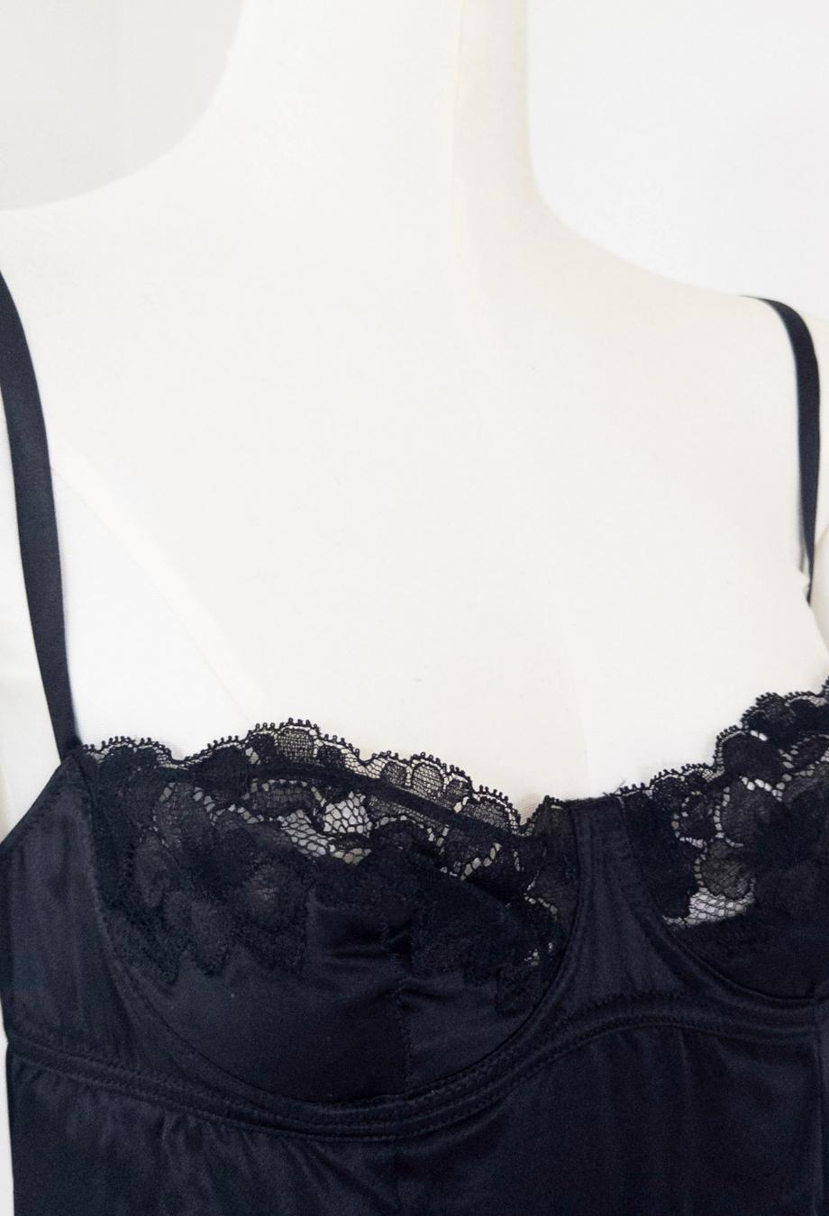 Dolce & Gabbana F&F Vintage 2002 Maxi Abito Lingerie a Strati Sz IT40 in vendita 3