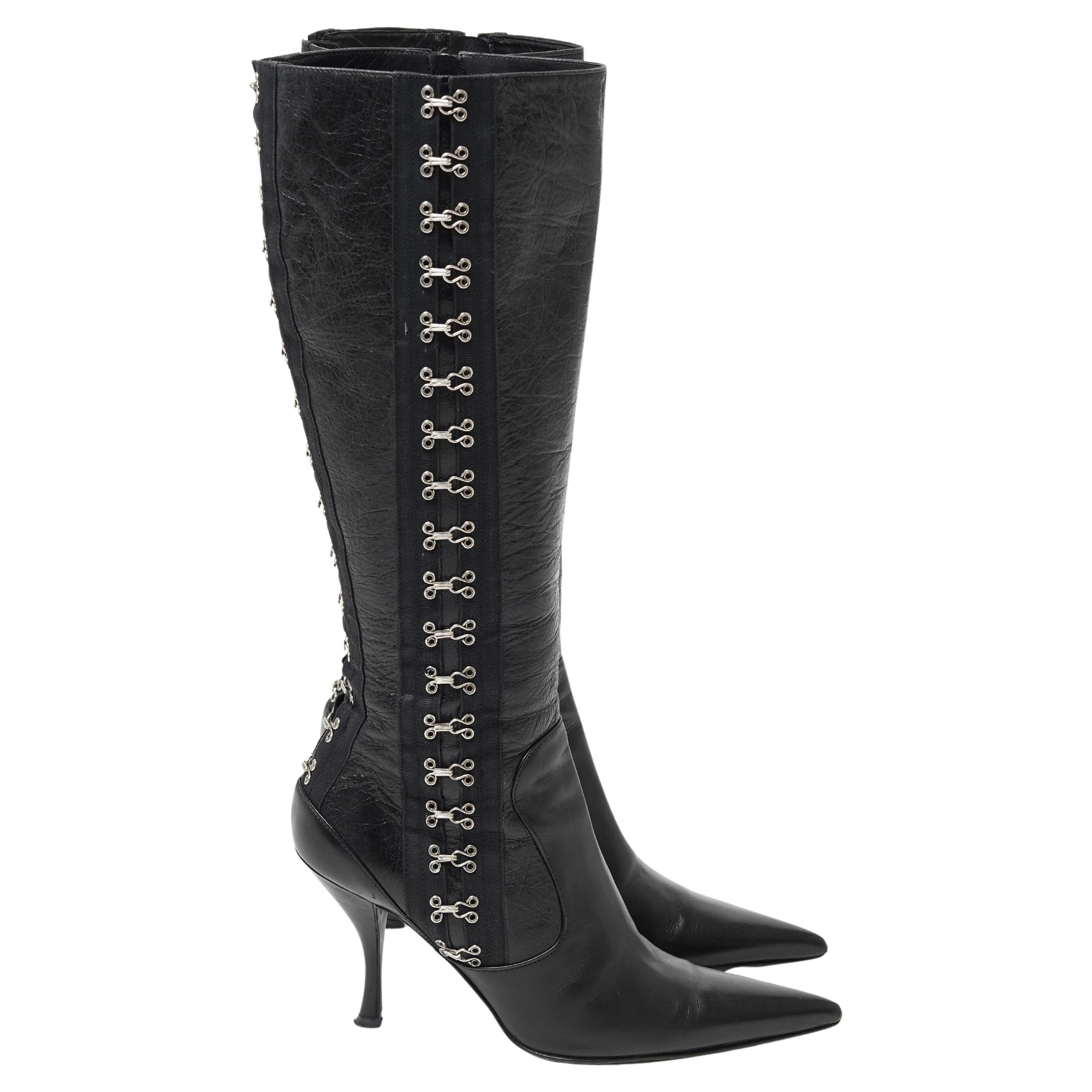 How do I authenticate Dolce & Gabbana shoes?