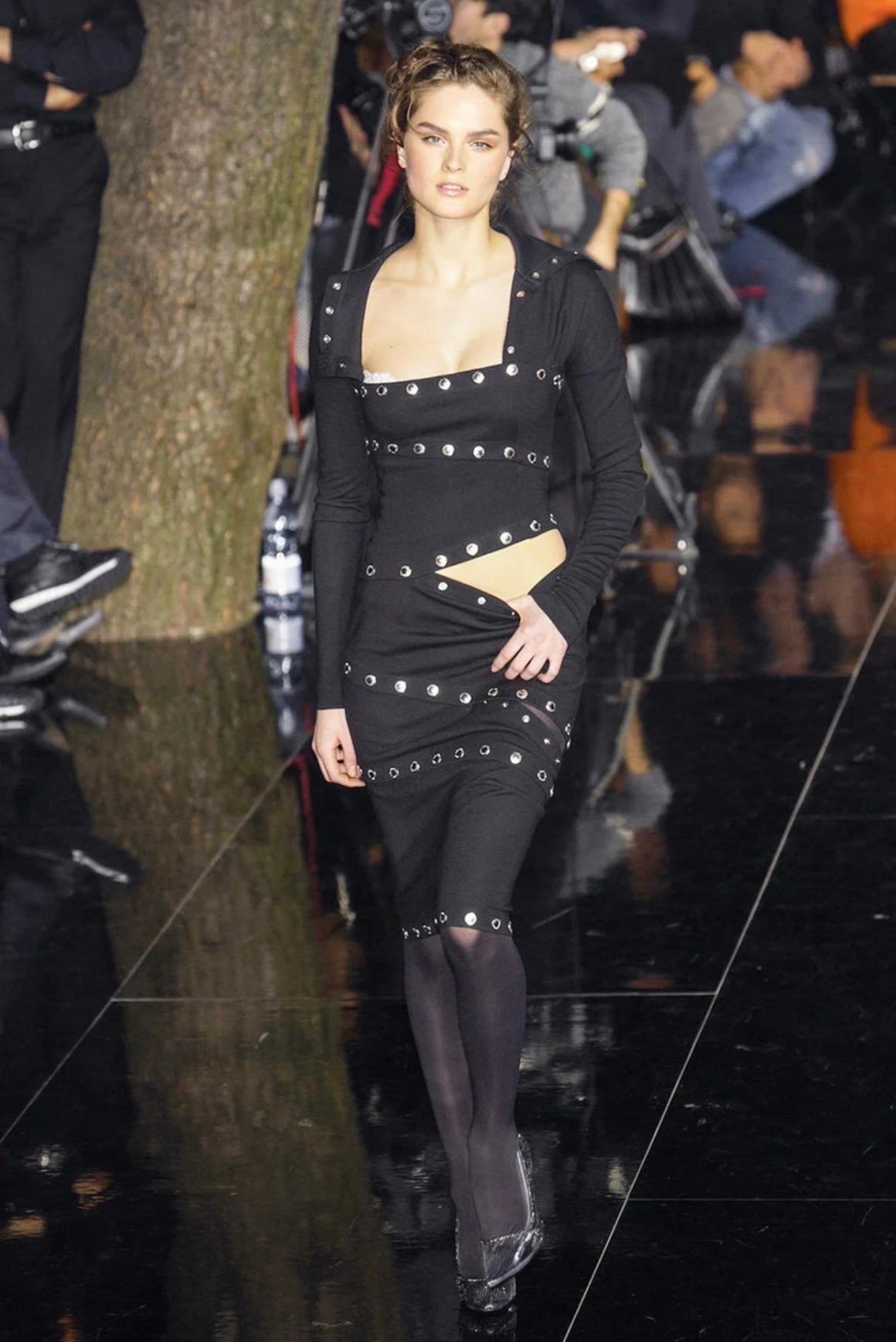 Dolce & Gabbana F/W 2003 Runway Cutout Snap-Up Convertible Knit Black Dress For Sale 15