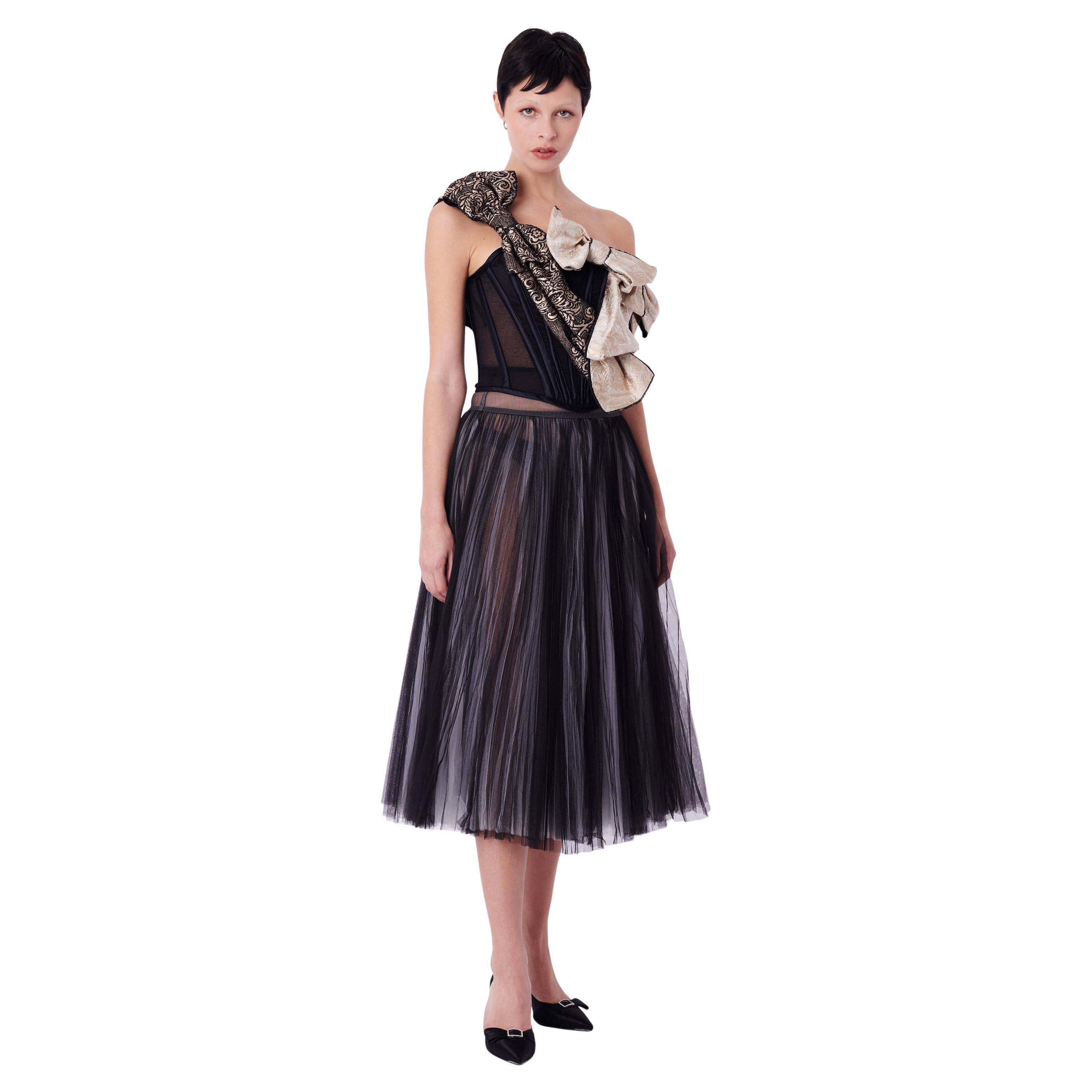 Dolce e Gabbana  Corsetto con fiocco da passerella A/I 2009