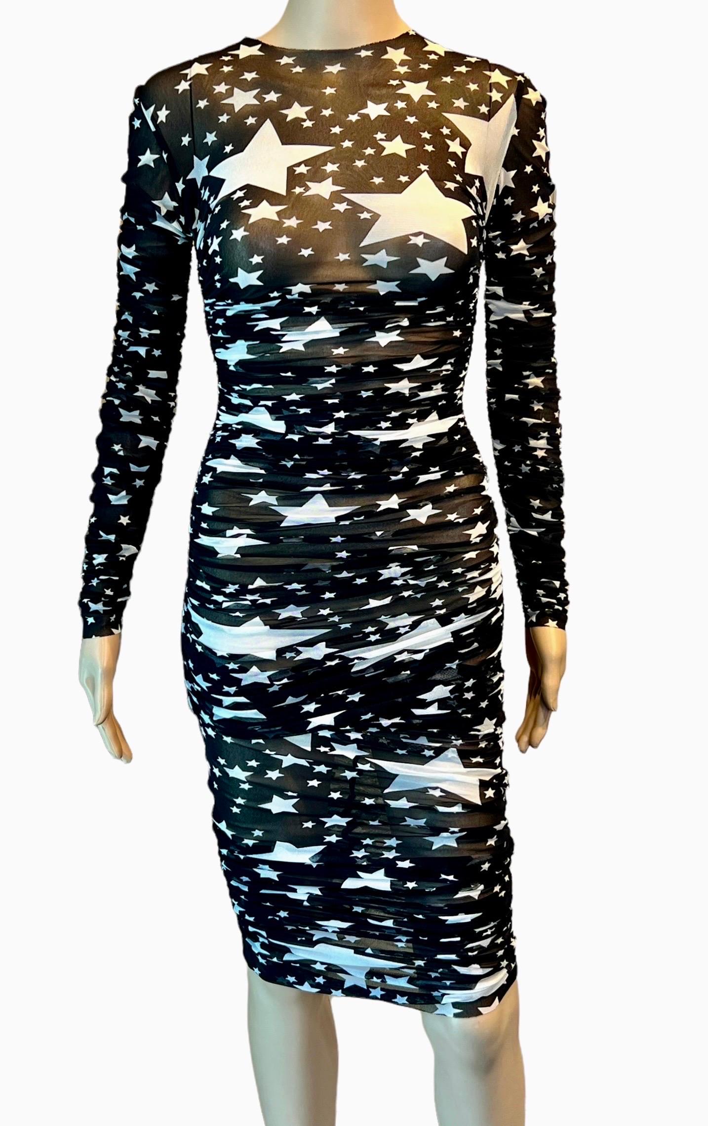 Dolce & Gabbana F/W 2011 Runway Star Print Sheer Mesh Ruched Maxi Evening Dress For Sale 8